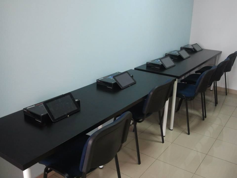Cursos Intensivos: Autoescuela de Autoescuela Hoy Apruebo Cursos Intensivos: Autoescuela de Autoescuela Hoy Apruebo