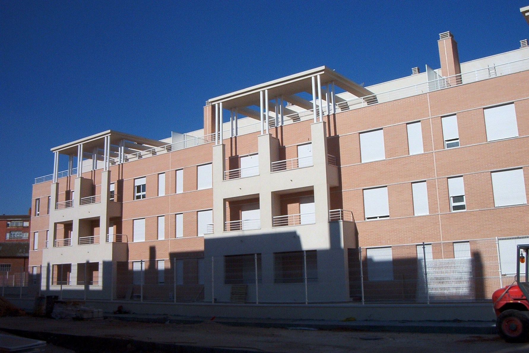 Edificios de Viviendas: Servicios de F. Javier Vega de Paz Edificios de Viviendas: Servicios de F. Javier Vega de Paz