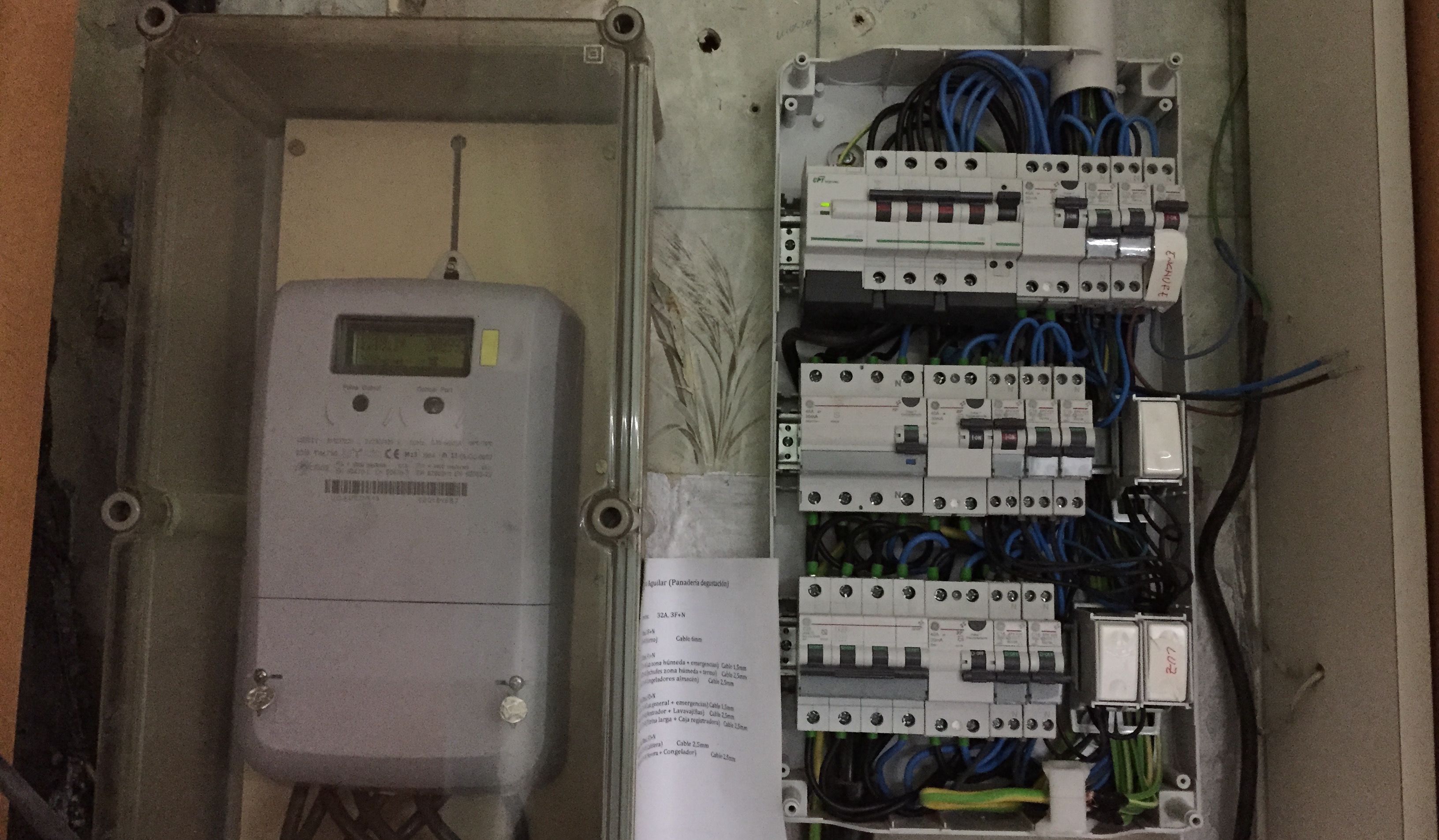 Electricidad industrial y comercial: Servicios de ALDA Instalaciones Electricidad industrial y comercial: Servicios de ALDA Instalaciones