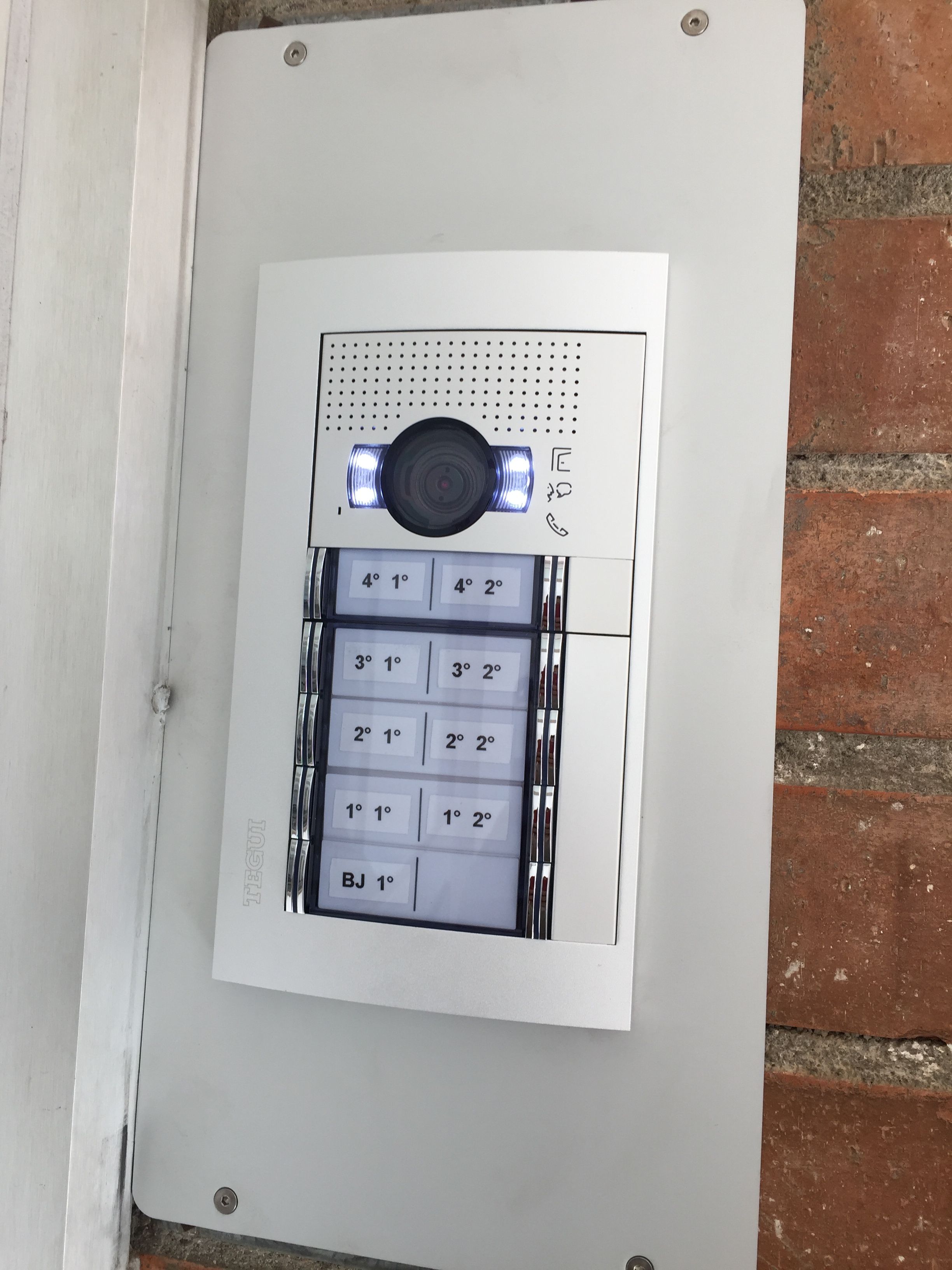 Electricidad en Comunidades de vecinos y Parkings: Servicios de ALDA Instalaciones Electricidad en Comunidades de vecinos y Parkings: Servicios de ALDA Instalaciones