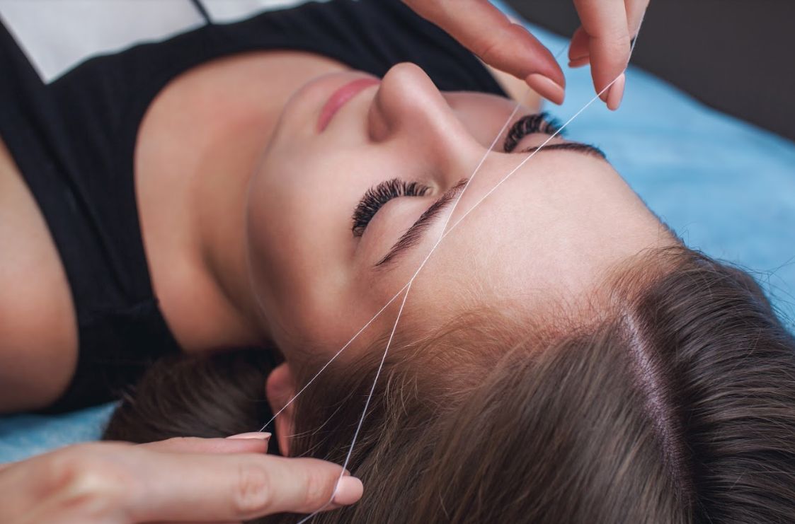 Depilación con hilo: Tratamientos de Estética de Centro de Estética Piedad Depilación con hilo: Tratamientos de Estética de Centro de Estética Piedad