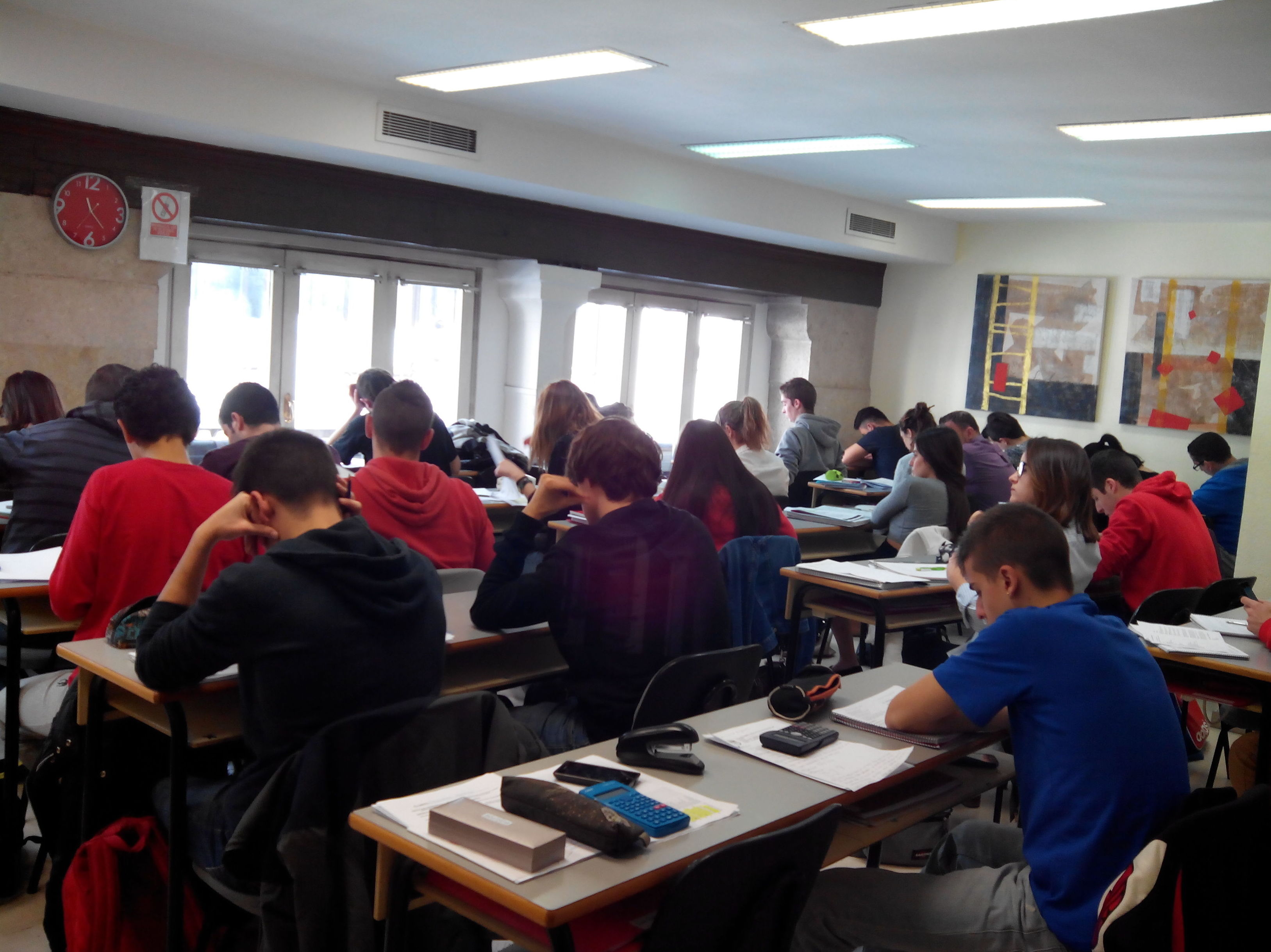 Selectividad (PAU-LOE, PCE de UNED-EXTRANJEROS) : Nuestros Cursos de Instituto de Orientación Educativa JM Selectividad (PAU-LOE, PCE de UNED-EXTRANJEROS) : Nuestros Cursos de Instituto de Orientación Educativa JM