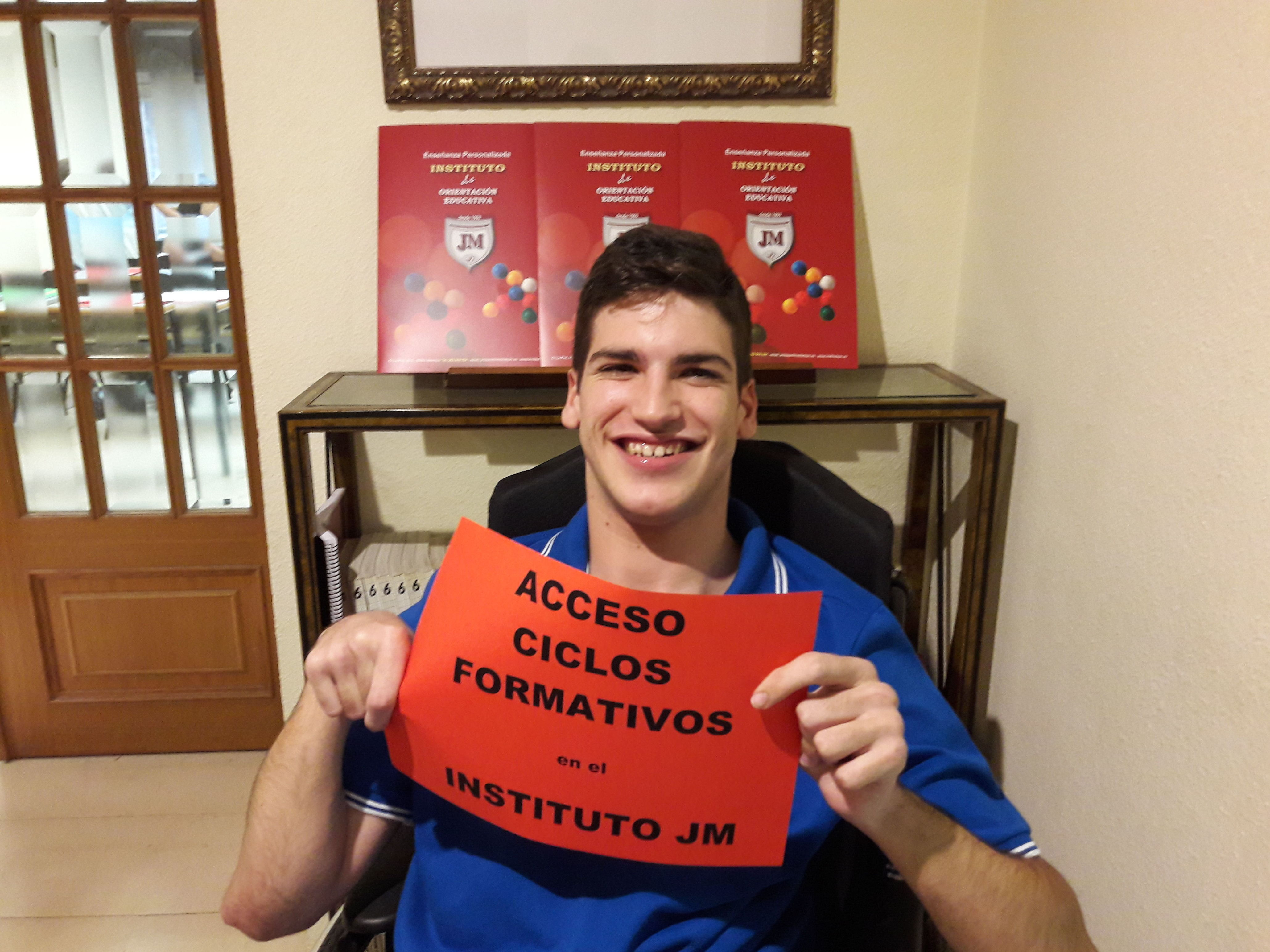 Acceso ciclos grado medio y superior: Nuestros Cursos de Instituto de Orientación Educativa JM Acceso ciclos grado medio y superior: Nuestros Cursos de Instituto de Orientación Educativa JM