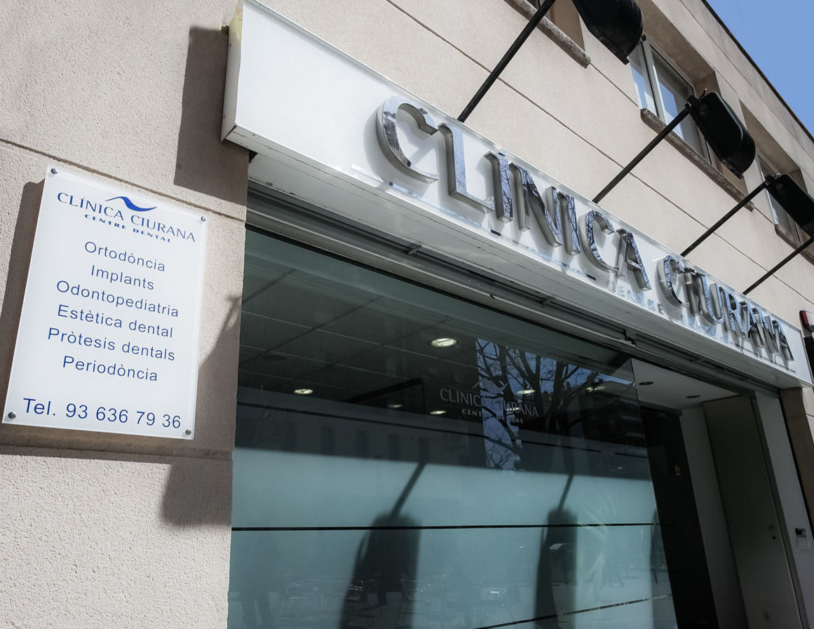 CLINICA CIURANA, ESTÉTICA DENTAL