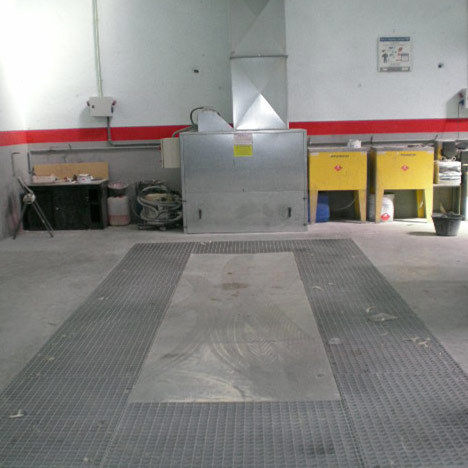 Puestos de lijado: Servicios de taller de Talleres Sanburauto Puestos de lijado: Servicios de taller de Talleres Sanburauto