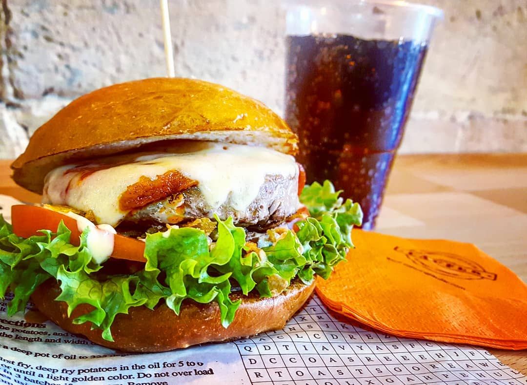 Hamburguesas: Especialidades de Laufer Street Food Hamburguesas: Especialidades de Laufer Street Food