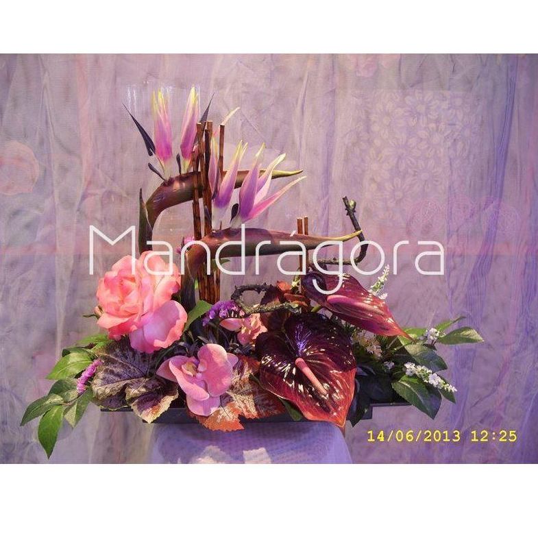 Flores artificiales: Productos de Mandrágora Floristería Flores artificiales: Productos de Mandrágora Floristería