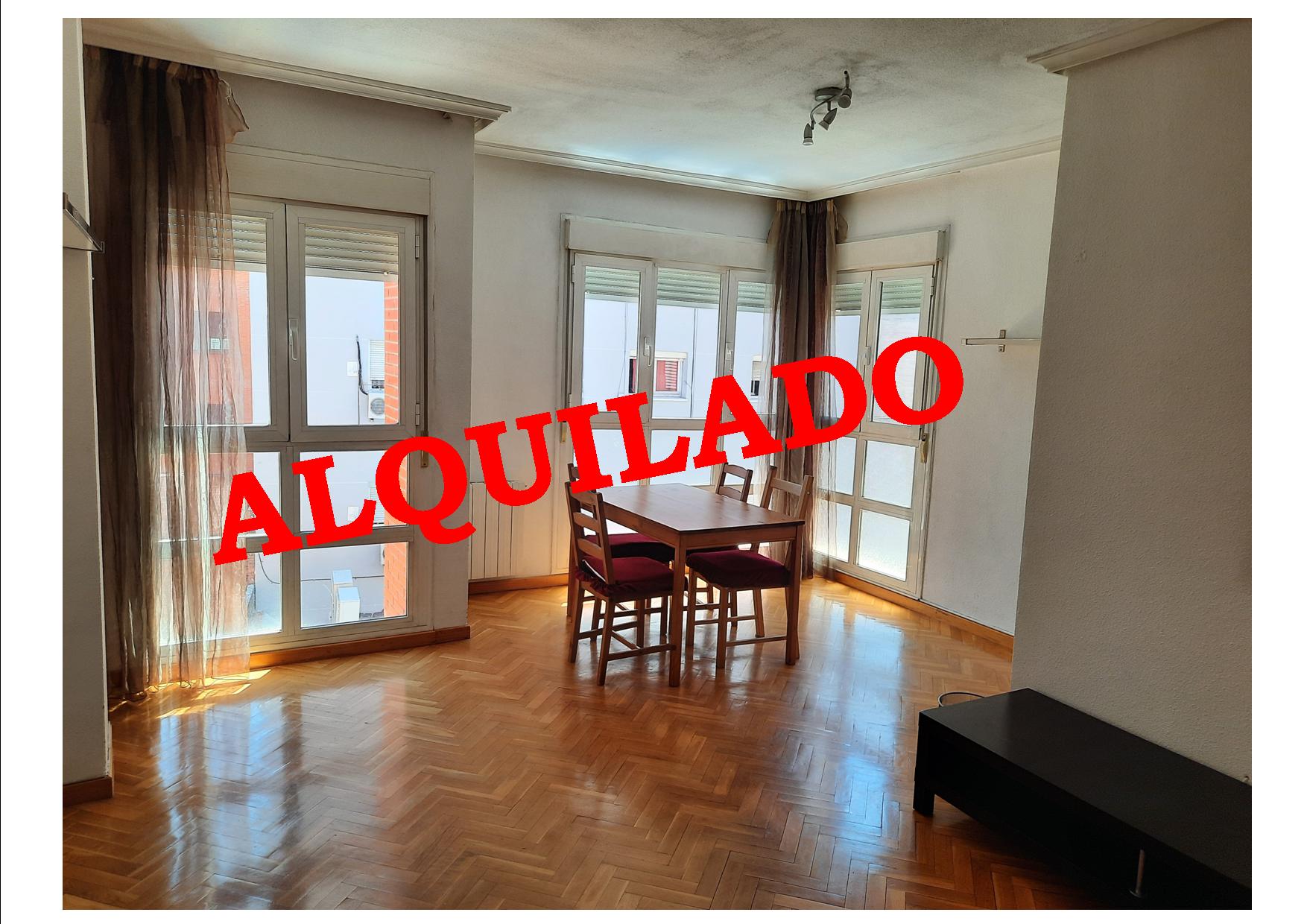 Piso en alquiler en Los Mesejo (Pacífico) con plaza de garaje y piscina: de Vicente Palau Jiménez - Agente Inmobiliario Piso en alquiler en Los Mesejo (Pacífico) con plaza de garaje y piscina: de Vicente Palau Jiménez - Agente Inmobiliario