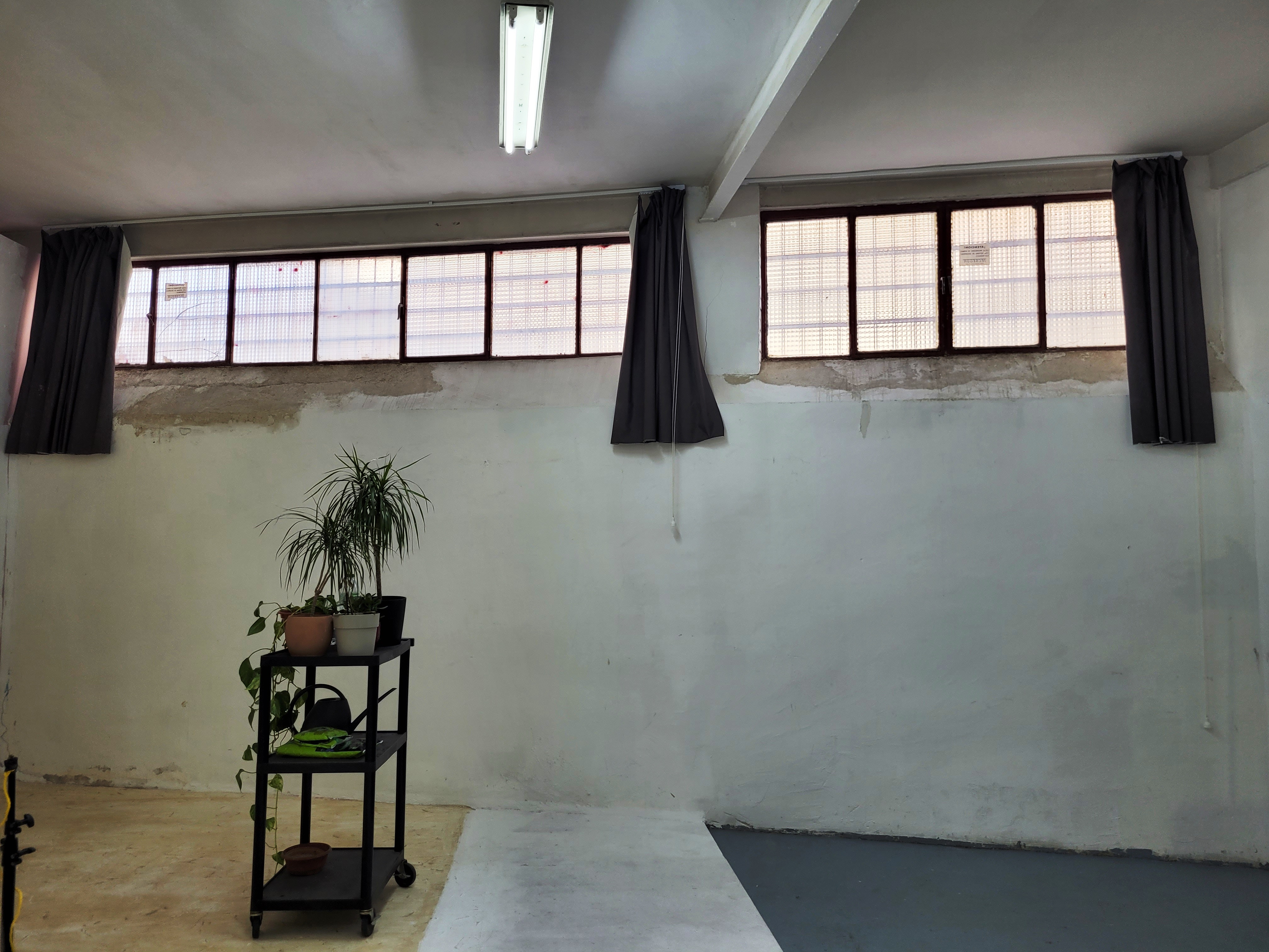 Local junto a calle de Alcalá, 246 m². Espacios diáfanos, techos altos.: de Vicente Palau Jiménez - Agente Inmobiliario Local junto a calle de Alcalá, 246 m². Espacios diáfanos, techos altos.: de Vicente Palau Jiménez - Agente Inmobiliario