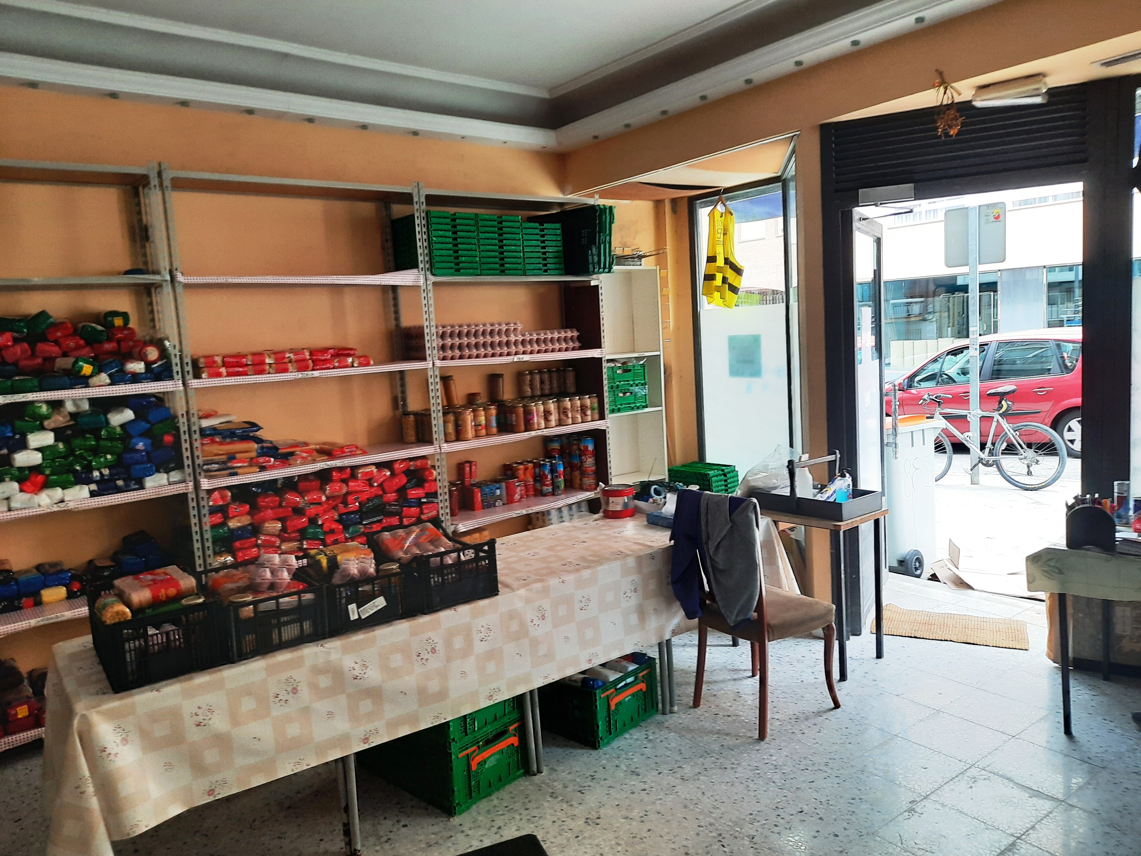 Local en venta en Entrevías, con 110 m² útiles. Cambio de uso a vivienda: de Vicente Palau Jiménez - Agente Inmobiliario Local en venta en Entrevías, con 110 m² útiles. Cambio de uso a vivienda: de Vicente Palau Jiménez - Agente Inmobiliario