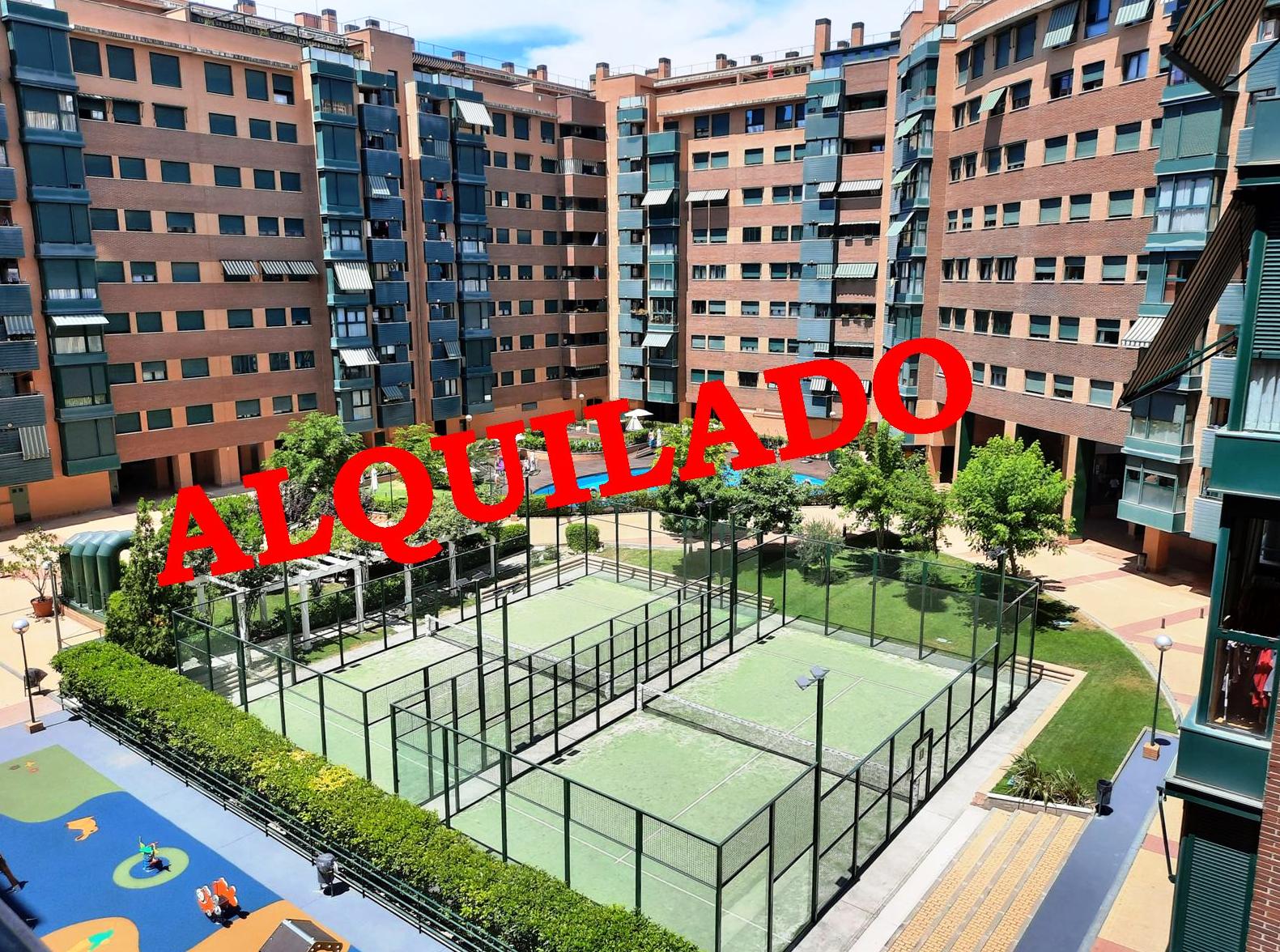 Piso en alquiler de temporada, 2 habitaciones, 1 baño, terraza, piscina: de Vicente Palau Jiménez - Agente Inmobiliario Piso en alquiler de temporada, 2 habitaciones, 1 baño, terraza, piscina: de Vicente Palau Jiménez - Agente Inmobiliario