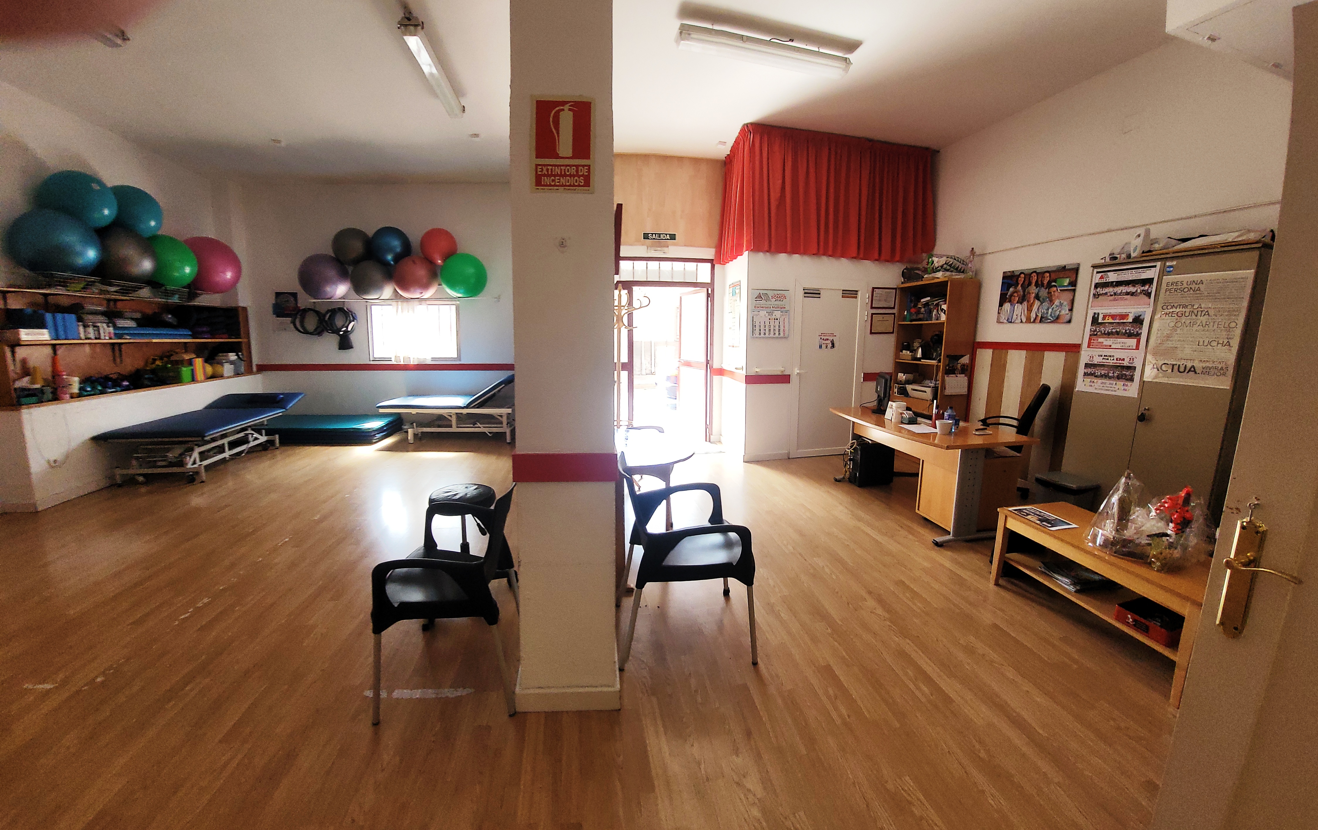 Local en Valdemoro. 108 m² en una planta. Posible cambio de uso a vivienda: de Vicente Palau Jiménez - Agente Inmobiliario Local en Valdemoro. 108 m² en una planta. Posible cambio de uso a vivienda: de Vicente Palau Jiménez - Agente Inmobiliario