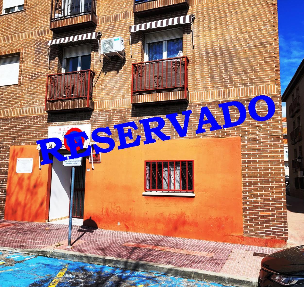 Local en Valdemoro. 108 m² en una planta. Posible cambio de uso a vivienda: de Vicente Palau Jiménez - Agente Inmobiliario Local en Valdemoro. 108 m² en una planta. Posible cambio de uso a vivienda: de Vicente Palau Jiménez - Agente Inmobiliario