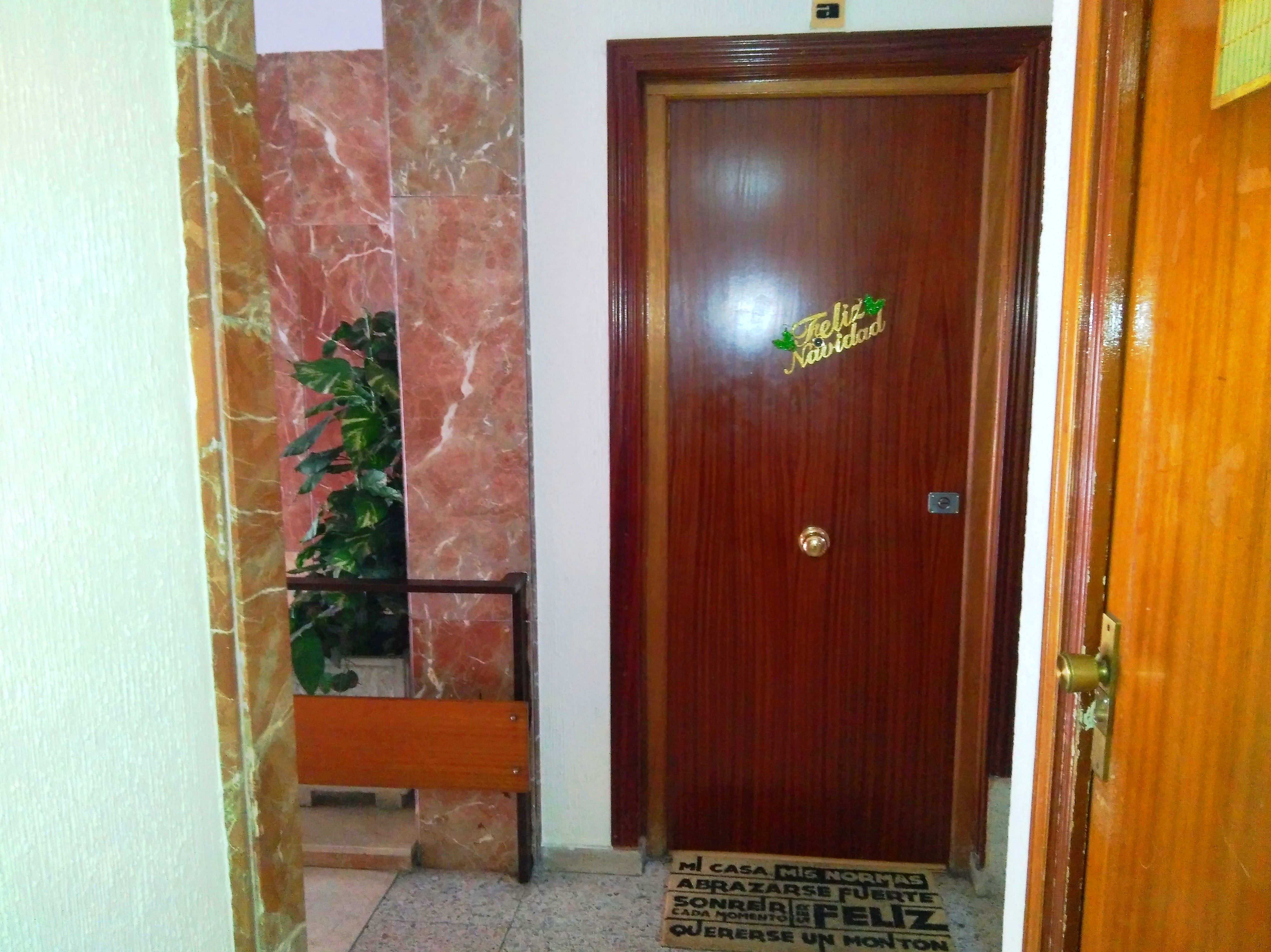 Piso en Alfredo Castro Camba: 71m², 3 habitaciones, 1 baño, terraza de 40m²: de Vicente Palau Jiménez - Agente Inmobiliario Piso en Alfredo Castro Camba: 71m², 3 habitaciones, 1 baño, terraza de 40m²: de Vicente Palau Jiménez - Agente Inmobiliario