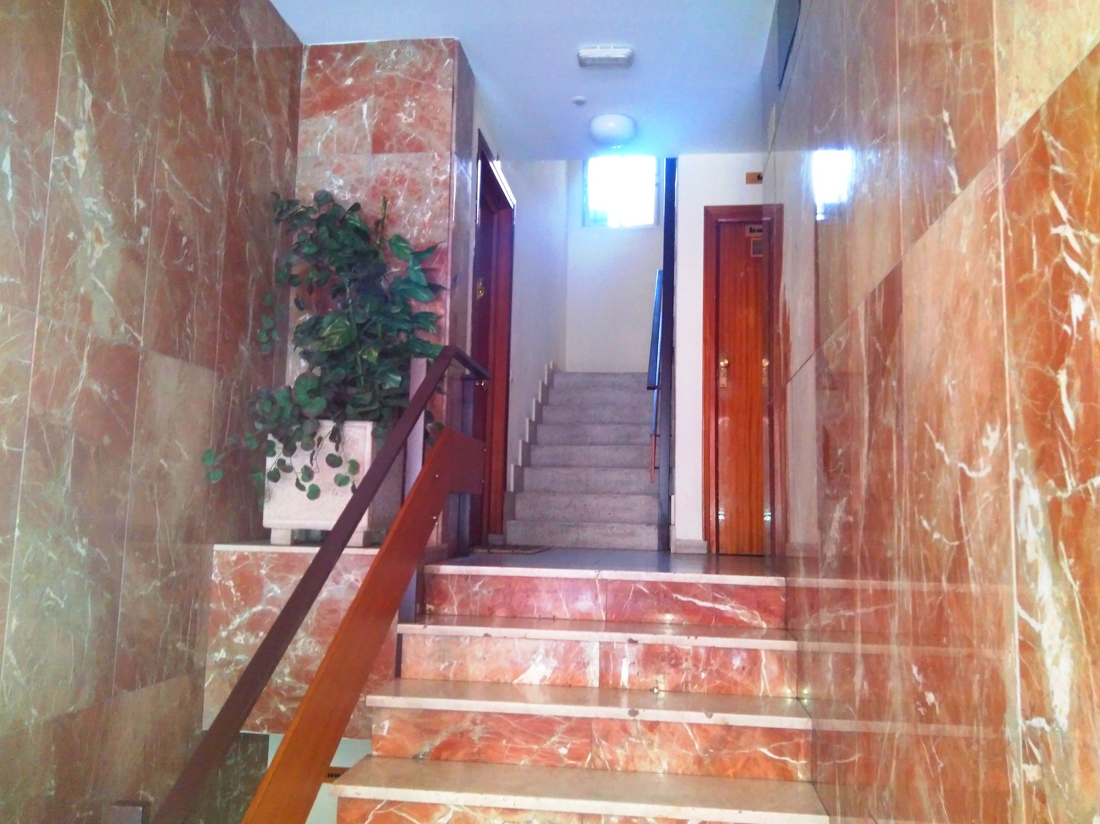 Piso en Alfredo Castro Camba: 71m², 3 habitaciones, 1 baño, terraza de 40m²: de Vicente Palau Jiménez - Agente Inmobiliario Piso en Alfredo Castro Camba: 71m², 3 habitaciones, 1 baño, terraza de 40m²: de Vicente Palau Jiménez - Agente Inmobiliario