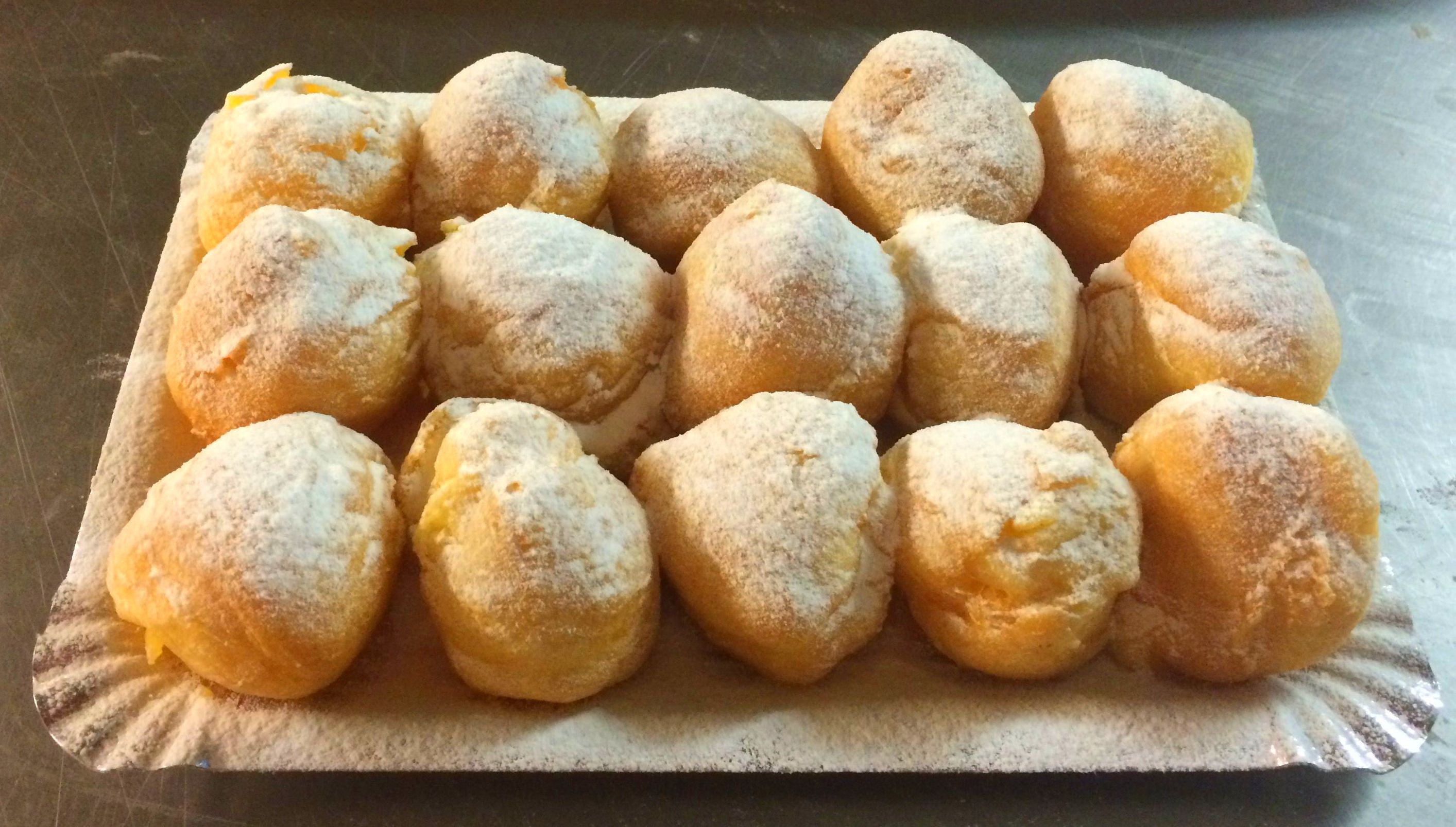 Buñuelos de Viento Buñuelos de Viento