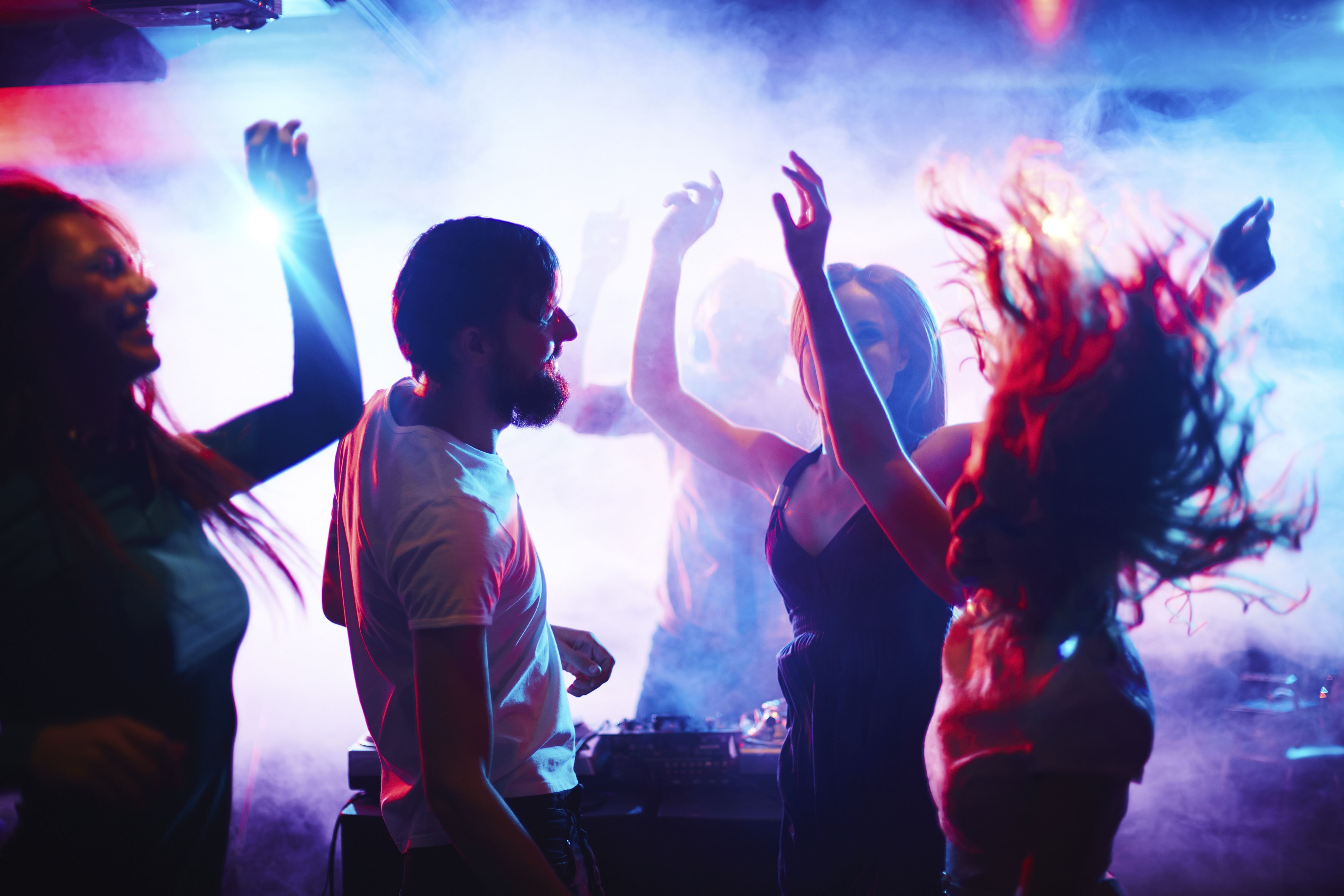 Precios del alquiler de las salas: Sala de Fiestas de Sala Premier Getafe Precios del alquiler de las salas: Sala de Fiestas de Sala Premier Getafe