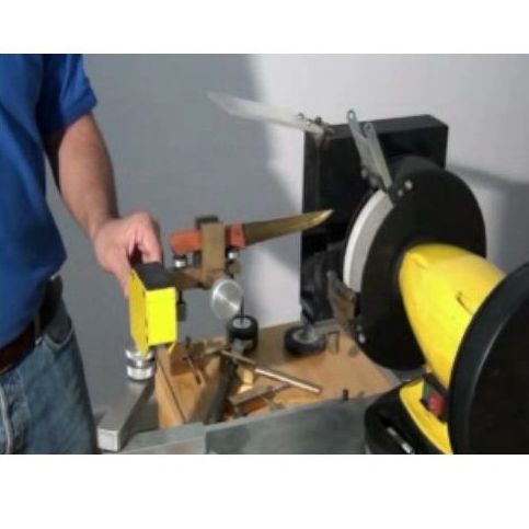 Claumar. Máquina semiautomatica: Productos y servicios de Technicclau Claumar. Máquina semiautomatica: Productos y servicios de Technicclau