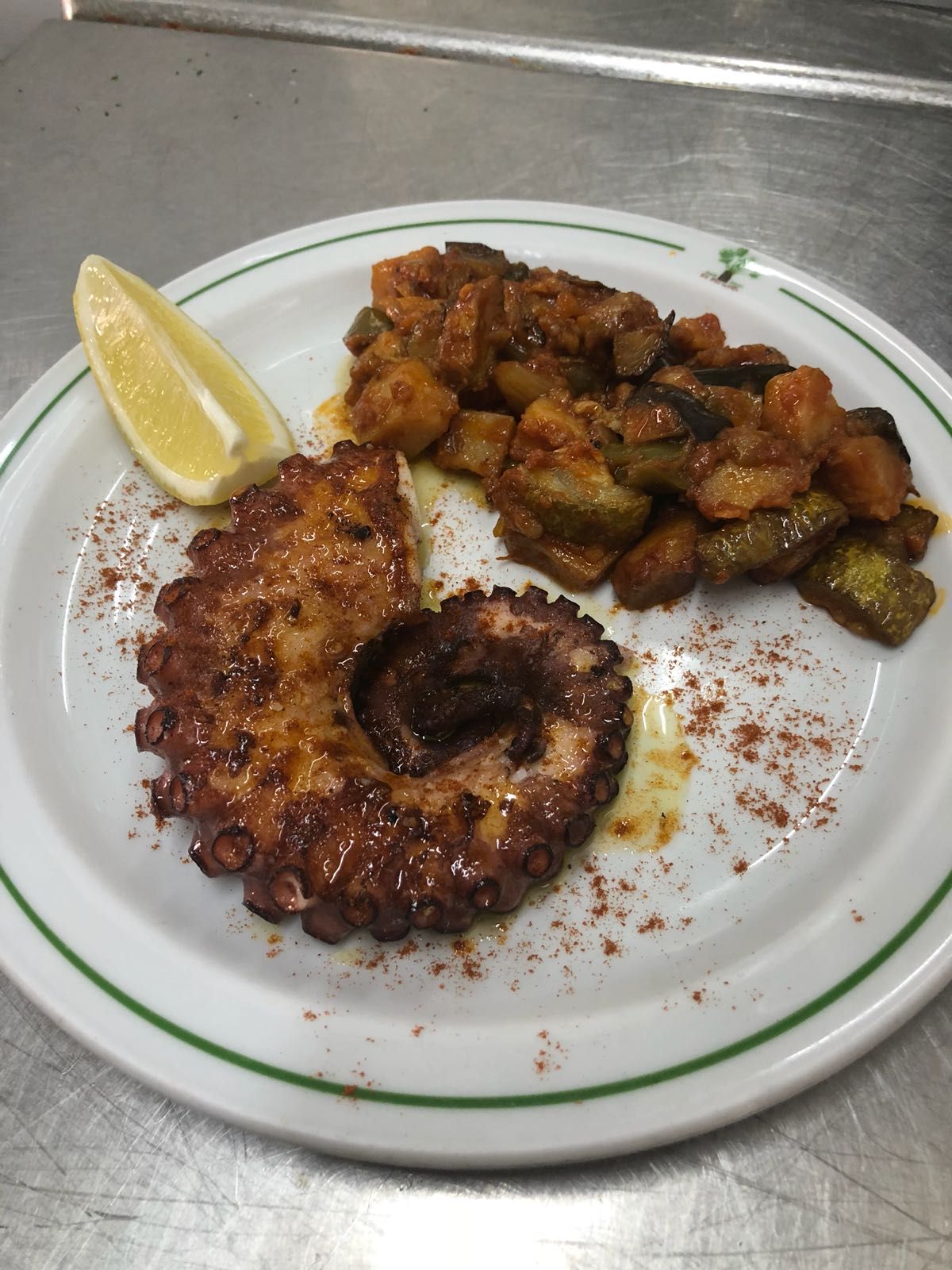 Tapas y raciones: Servicios de Restaurante El Palmito Tapas y raciones: Servicios de Restaurante El Palmito