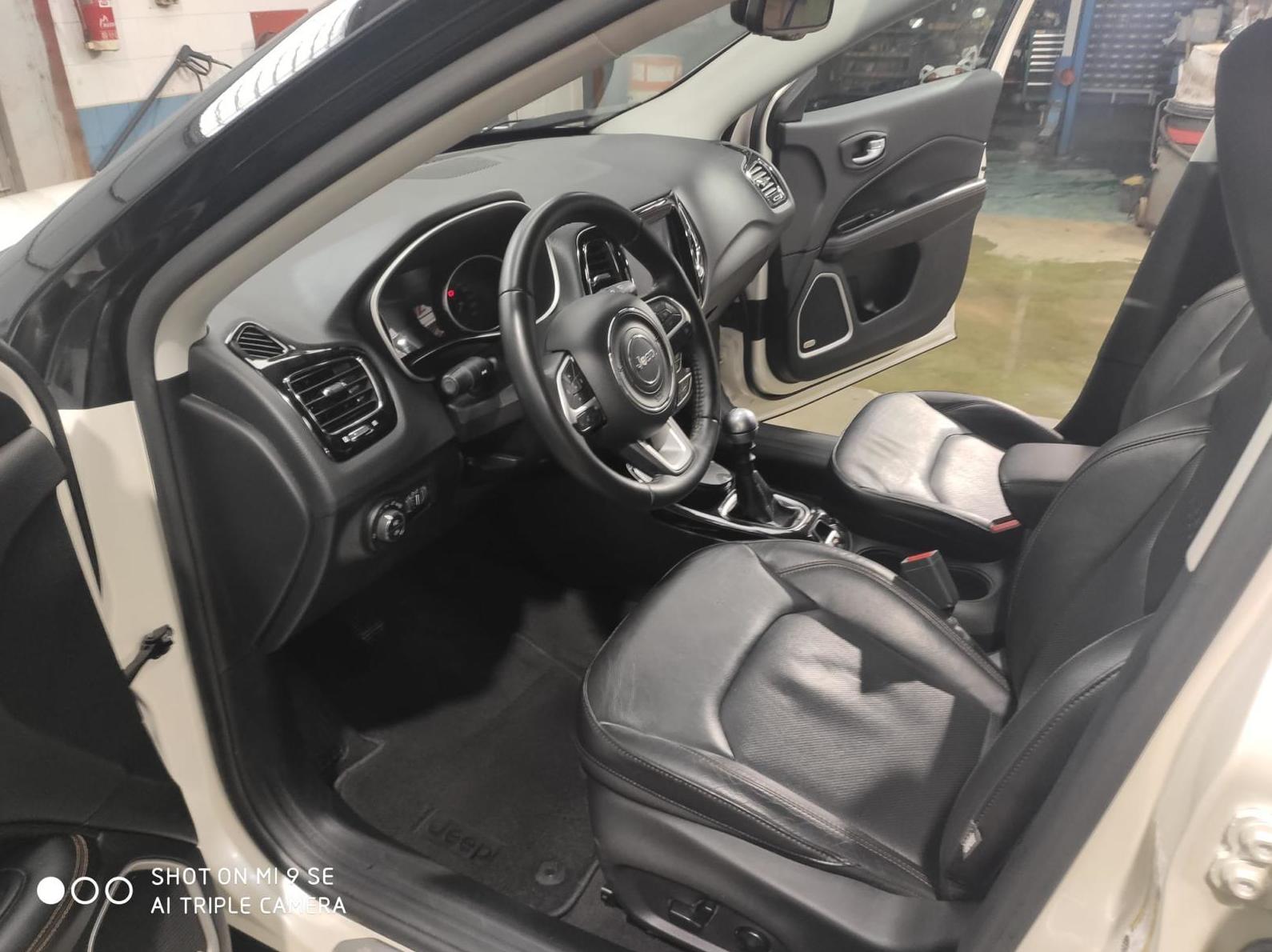 Limpieza interior y exterior de vehículos. DESINFECCIÓN POR OZONO: Servicios de Garaje Feria Limpieza interior y exterior de vehículos. DESINFECCIÓN POR OZONO: Servicios de Garaje Feria