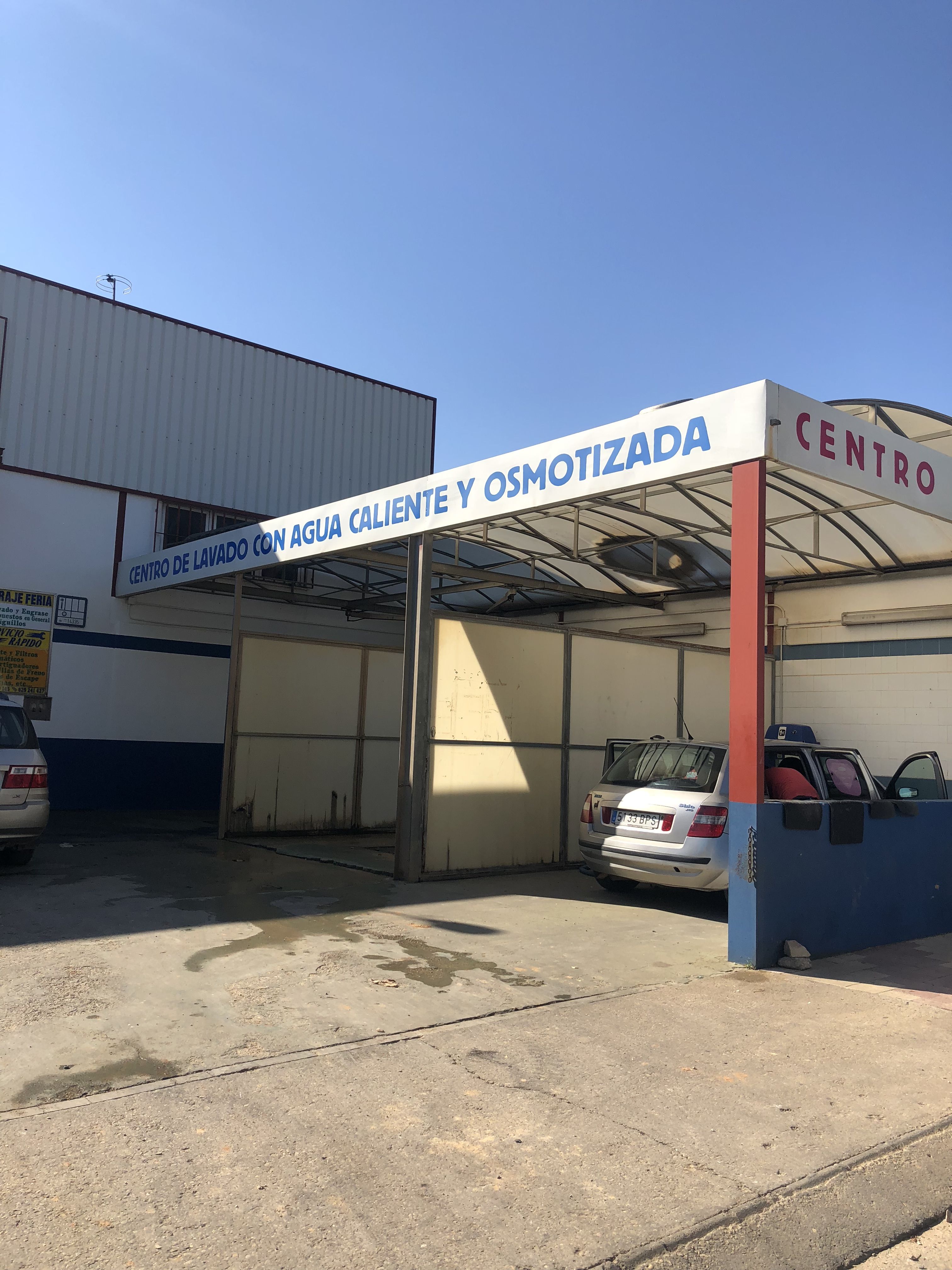 Lavado y engrase: Servicios de Garaje Feria Lavado y engrase: Servicios de Garaje Feria