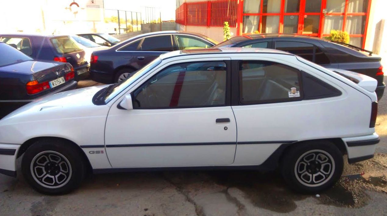 KADETT GSI CALIDAD CHAPA PINTURA VALDEMORO KADETT GSI CALIDAD CHAPA PINTURA VALDEMORO