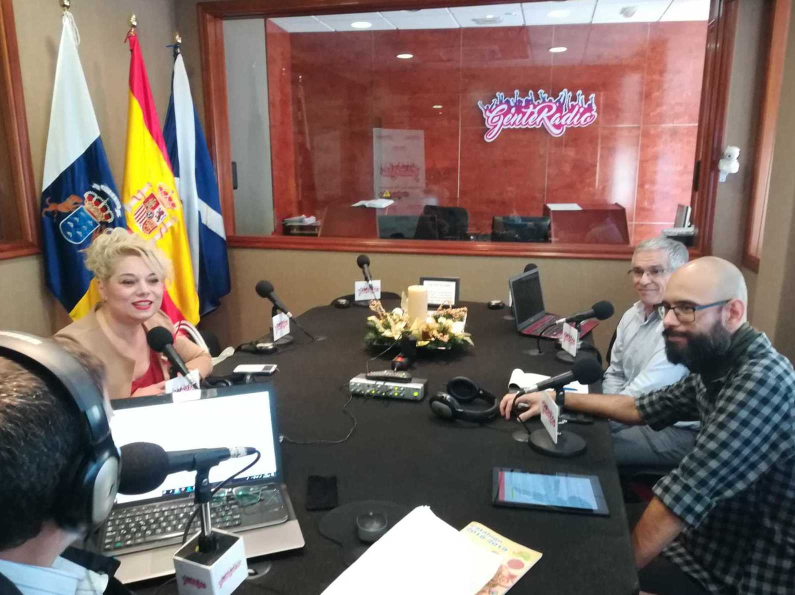 Intervención en la radio: Proyectos y Servicios de Asociación Domitila Intervención en la radio: Proyectos y Servicios de Asociación Domitila