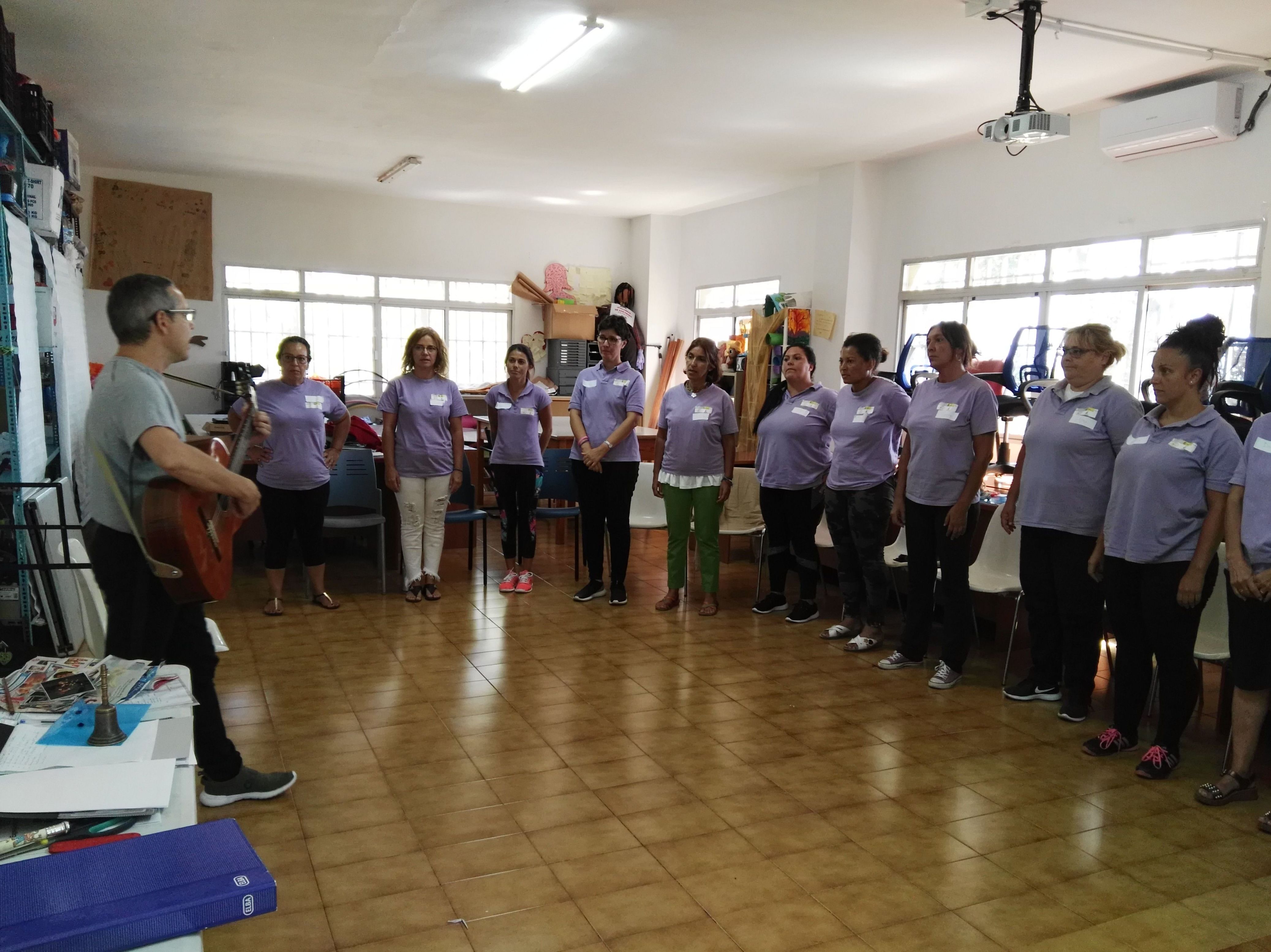 Expresión, música y movimiento:: Proyectos y Servicios de Asociación Domitila Expresión, música y movimiento:: Proyectos y Servicios de Asociación Domitila
