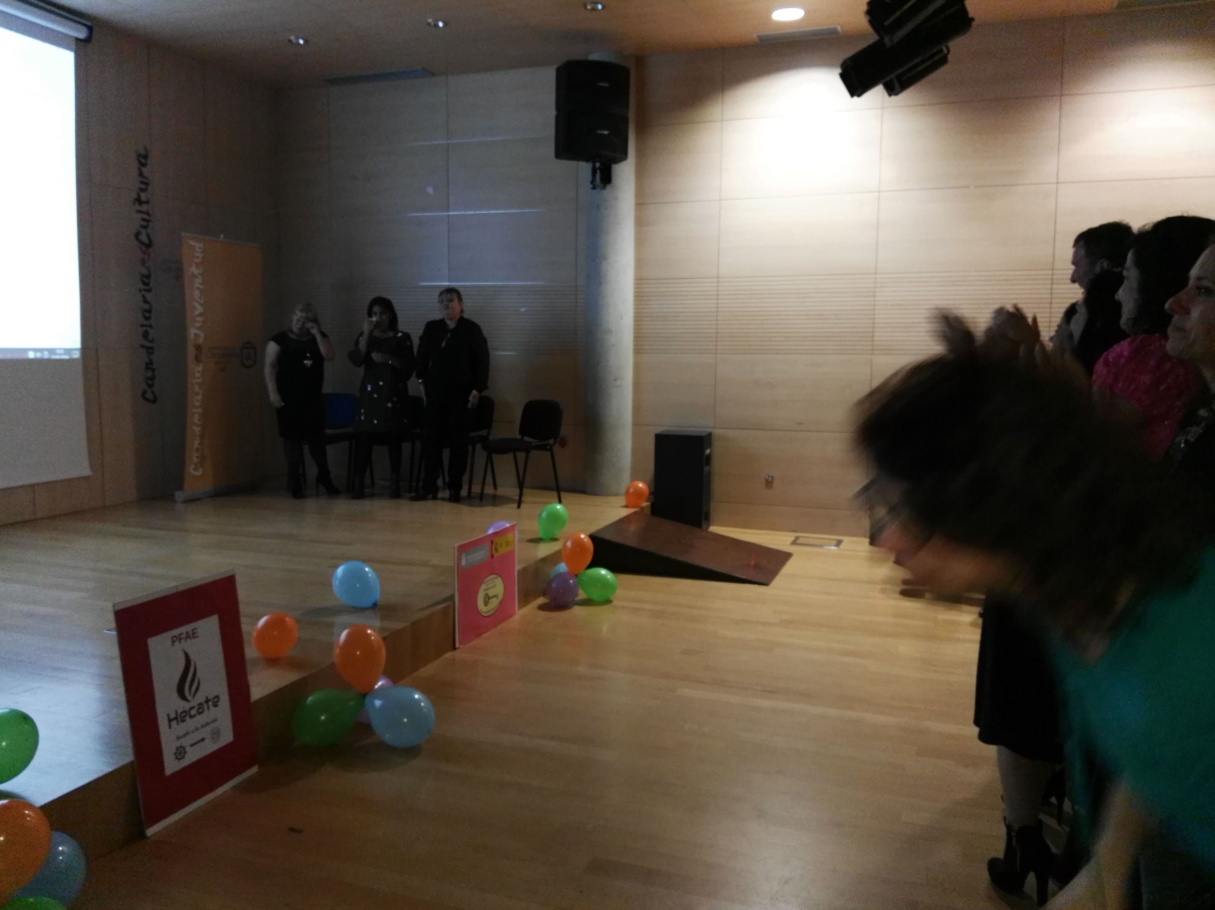 HOMENAJE – CLAUSURA PFAE HÉCATE: Proyectos y Servicios de Asociación Domitila HOMENAJE – CLAUSURA PFAE HÉCATE: Proyectos y Servicios de Asociación Domitila