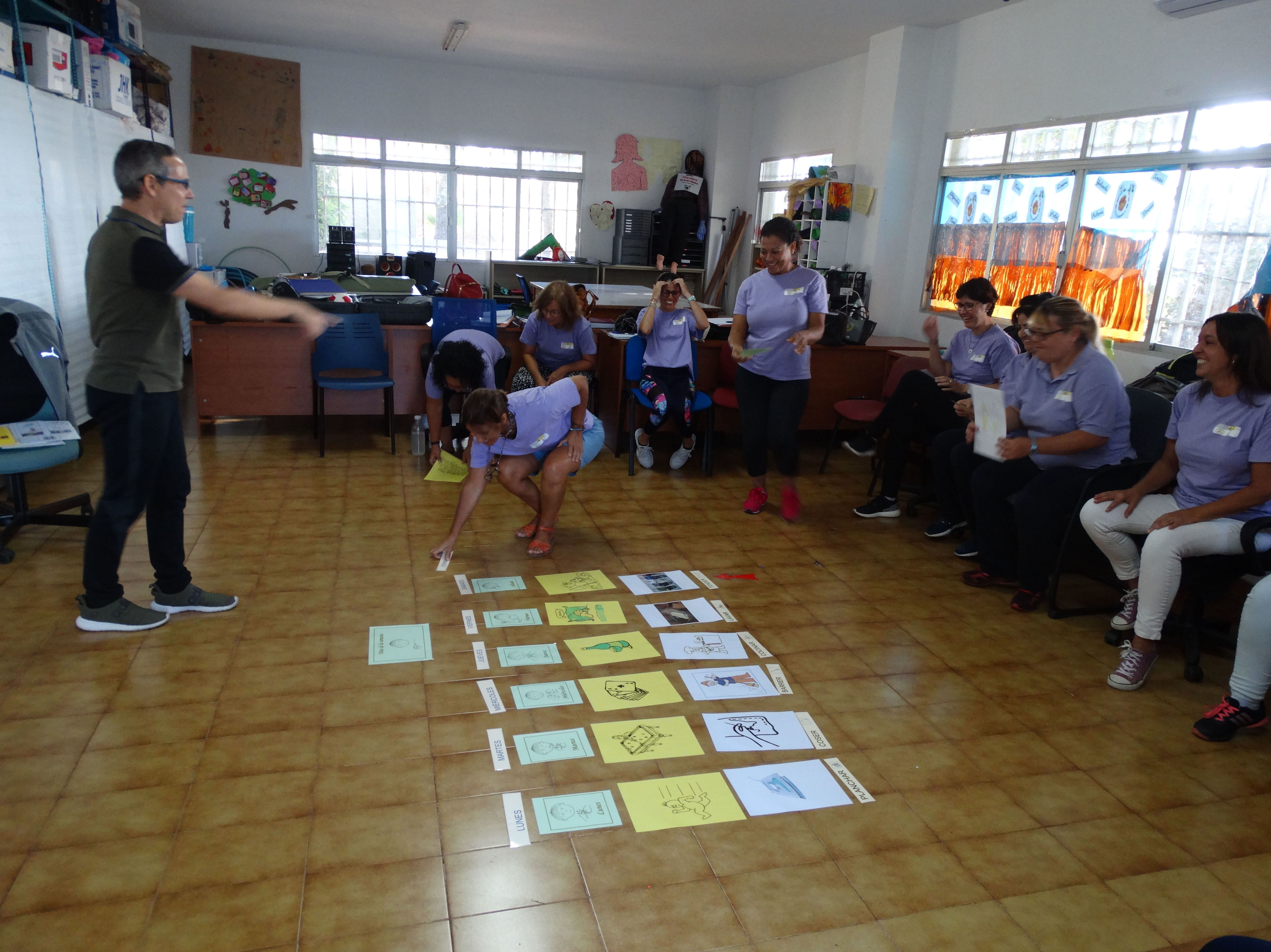 Talleres de expresión corporal, música y movimiento: Proyectos y Servicios de Asociación Domitila Talleres de expresión corporal, música y movimiento: Proyectos y Servicios de Asociación Domitila