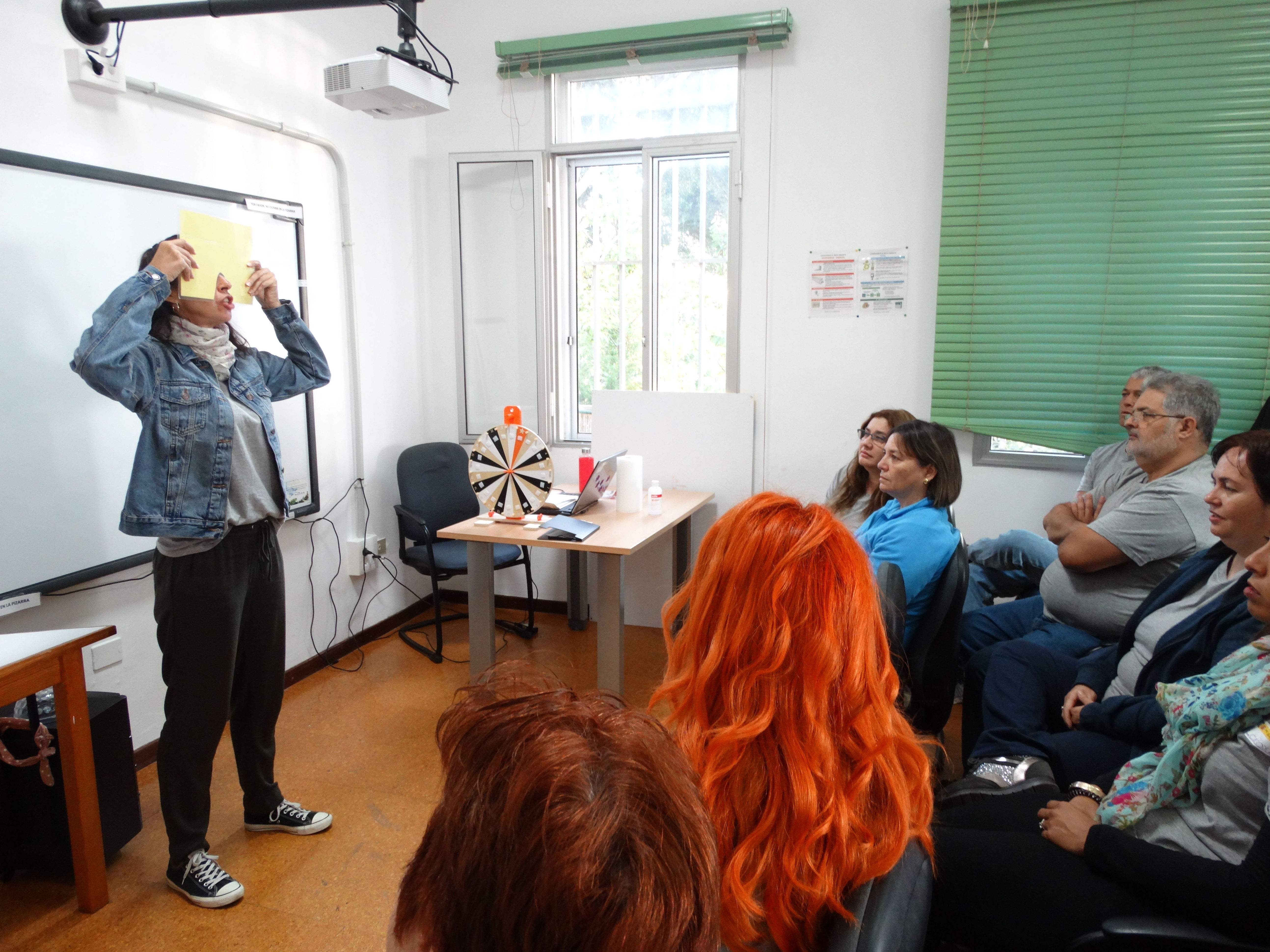 Talleres de Sistemas Alternativos de la Comunicación: Proyectos y Servicios de Asociación Domitila Talleres de Sistemas Alternativos de la Comunicación: Proyectos y Servicios de Asociación Domitila