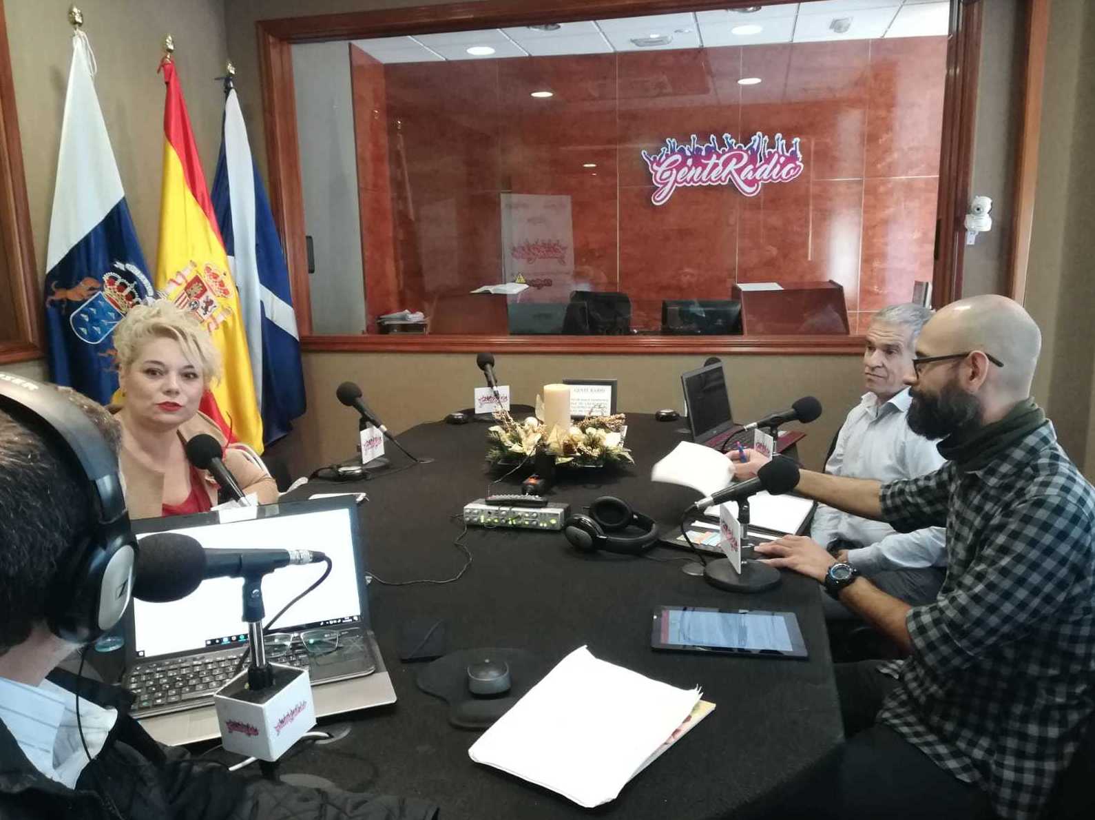 Intervención en la radio: Proyectos y Servicios de Asociación Domitila Intervención en la radio: Proyectos y Servicios de Asociación Domitila