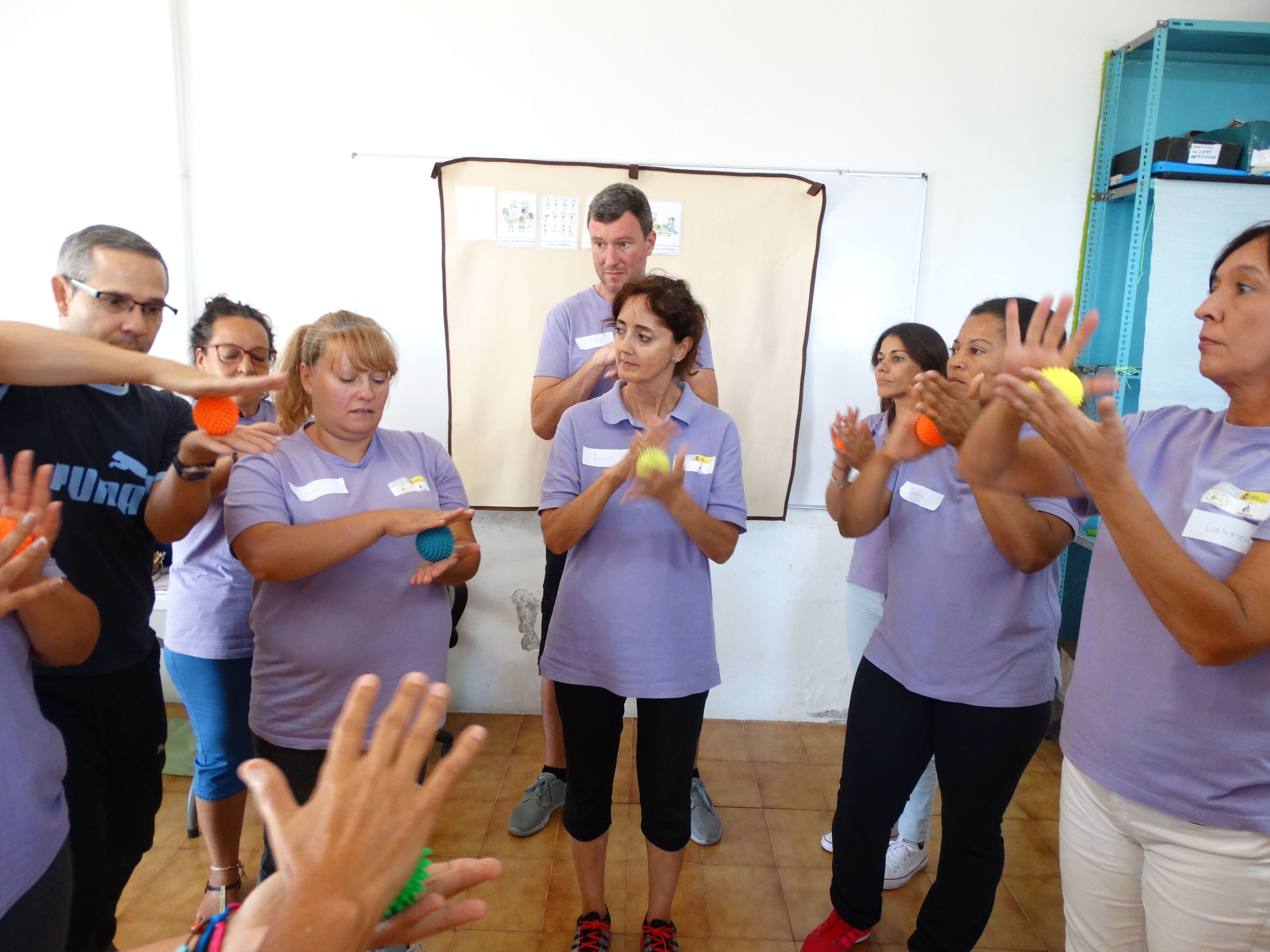 Expresión, música y movimiento:: Proyectos y Servicios de Asociación Domitila Expresión, música y movimiento:: Proyectos y Servicios de Asociación Domitila