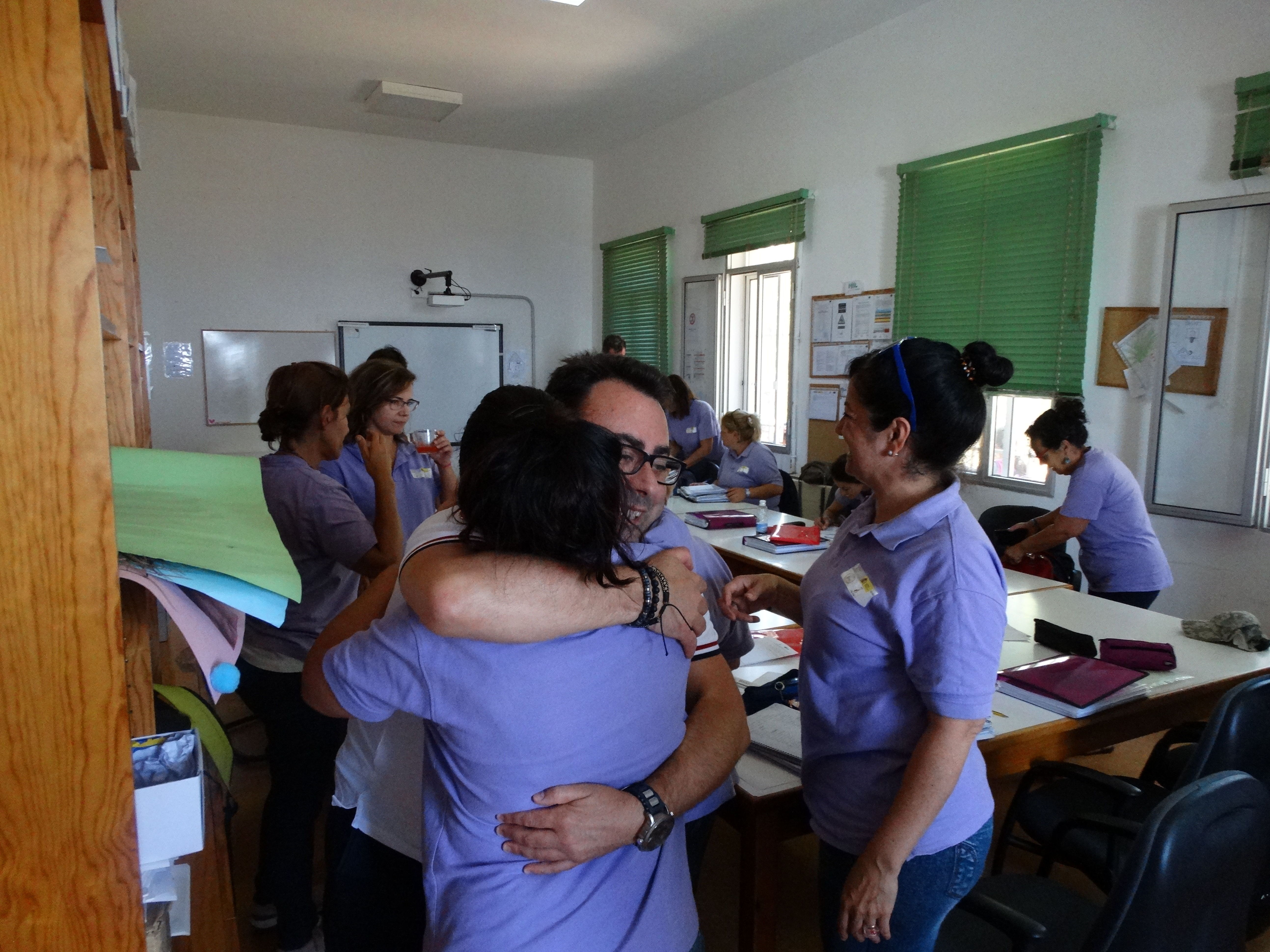 Formación específica Inglés: Despedida: Proyectos y Servicios de Asociación Domitila Formación específica Inglés: Despedida: Proyectos y Servicios de Asociación Domitila