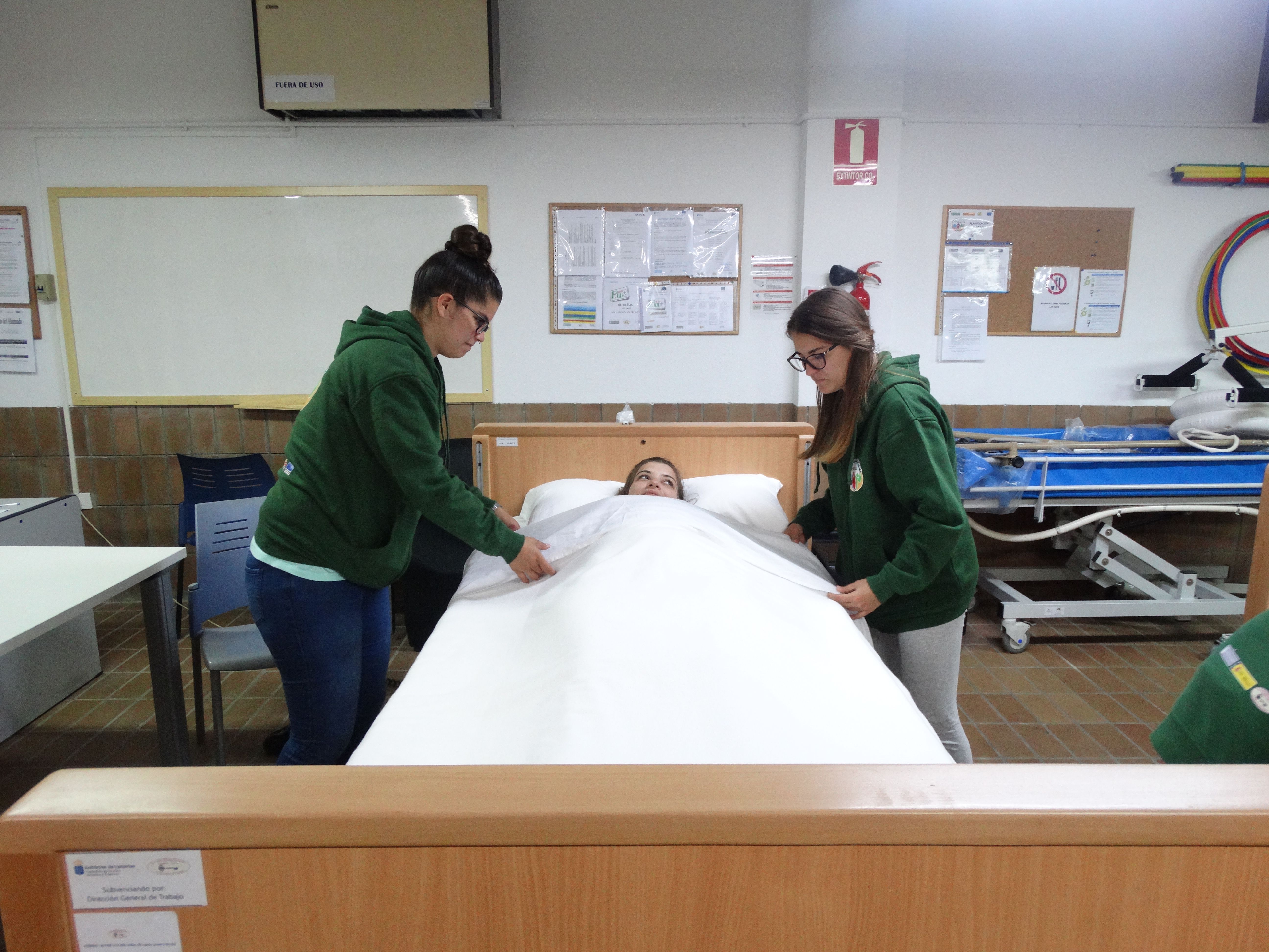 GJ JÓVENES POR EL CUIDADO UNIVERSAL: Proyectos y Servicios de Asociación Domitila GJ JÓVENES POR EL CUIDADO UNIVERSAL: Proyectos y Servicios de Asociación Domitila