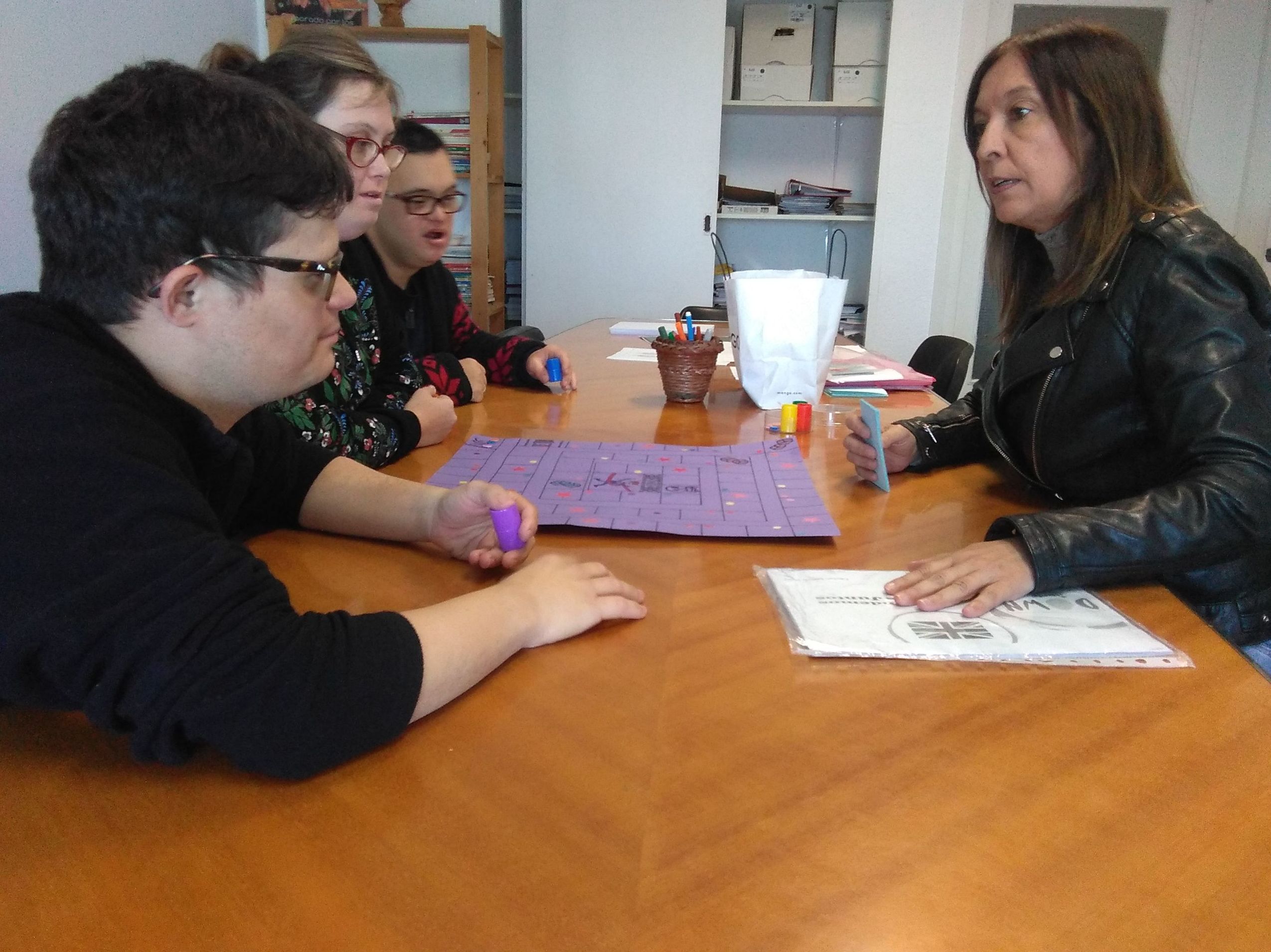 Taller de Inglés: Proyectos y Servicios de Asociación Domitila Taller de Inglés: Proyectos y Servicios de Asociación Domitila
