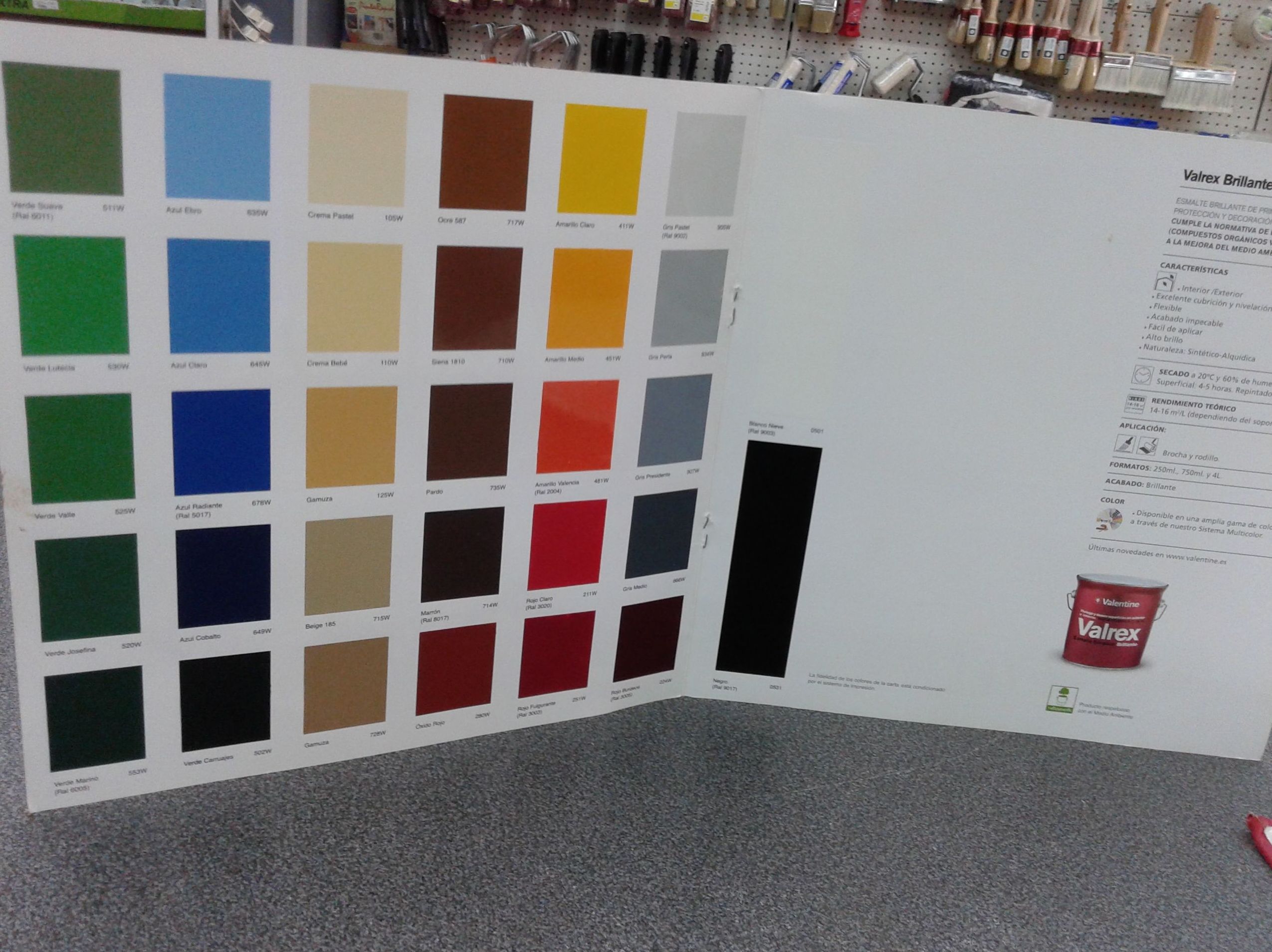 Esmaltes sintéticos y Acrilicos: Productos y Servicios de Autopinturas Fuengirola Esmaltes sintéticos y Acrilicos: Productos y Servicios de Autopinturas Fuengirola