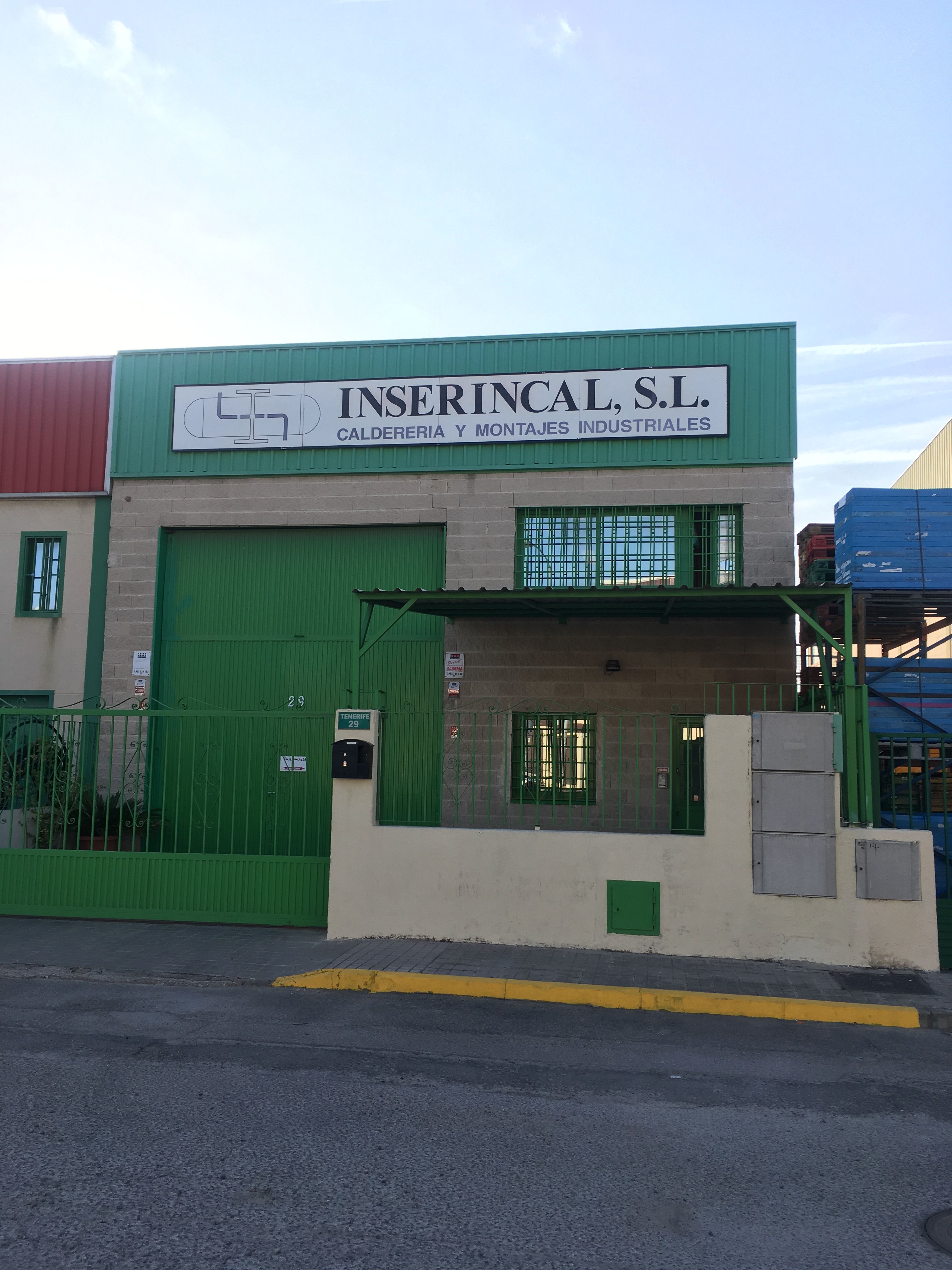 Nuestros talleres: Servicios de caldedería de INSERINCAL, S.L. Nuestros talleres: Servicios de caldedería de INSERINCAL, S.L.