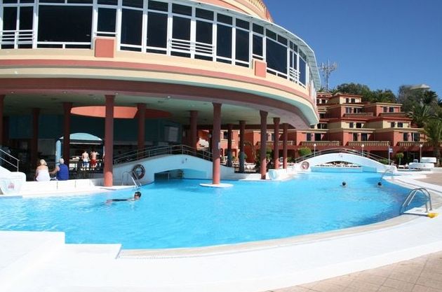 Apartamento en Adeje zona San Eugenio. Complejo Laguna Park II: Compra y venta de inmuebles de Tenerife Investment Properties Apartamento en Adeje zona San Eugenio. Complejo Laguna Park II: Compra y venta de inmuebles de Tenerife Investment Properties