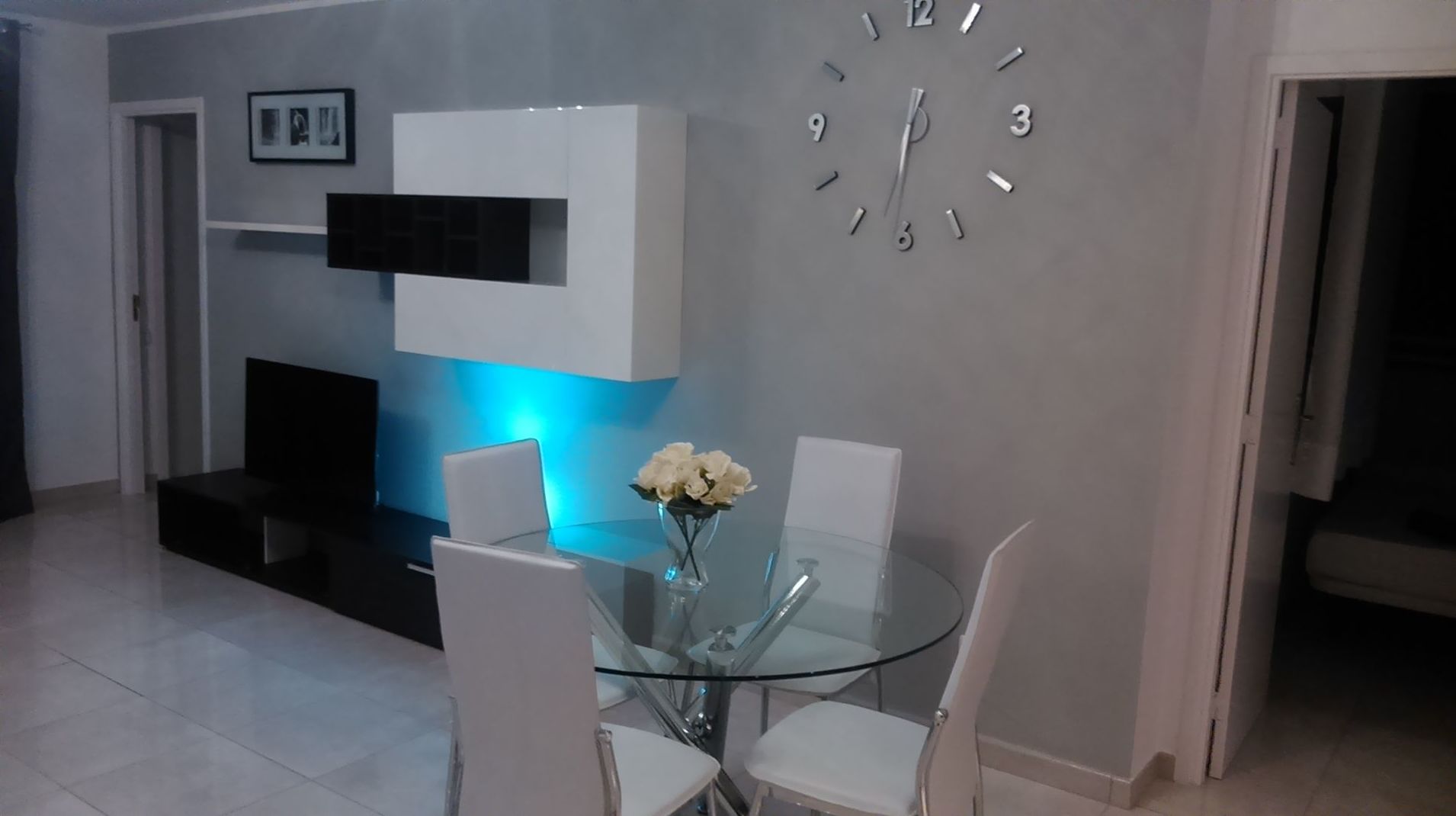 Apartamentos Los Atamanes de 2 dormitorios en sAN Eugenio Bajo, Costa Adeje: Compra y venta de inmuebles de Tenerife Investment Properties Apartamentos Los Atamanes de 2 dormitorios en sAN Eugenio Bajo, Costa Adeje: Compra y venta de inmuebles de Tenerife Investment Properties