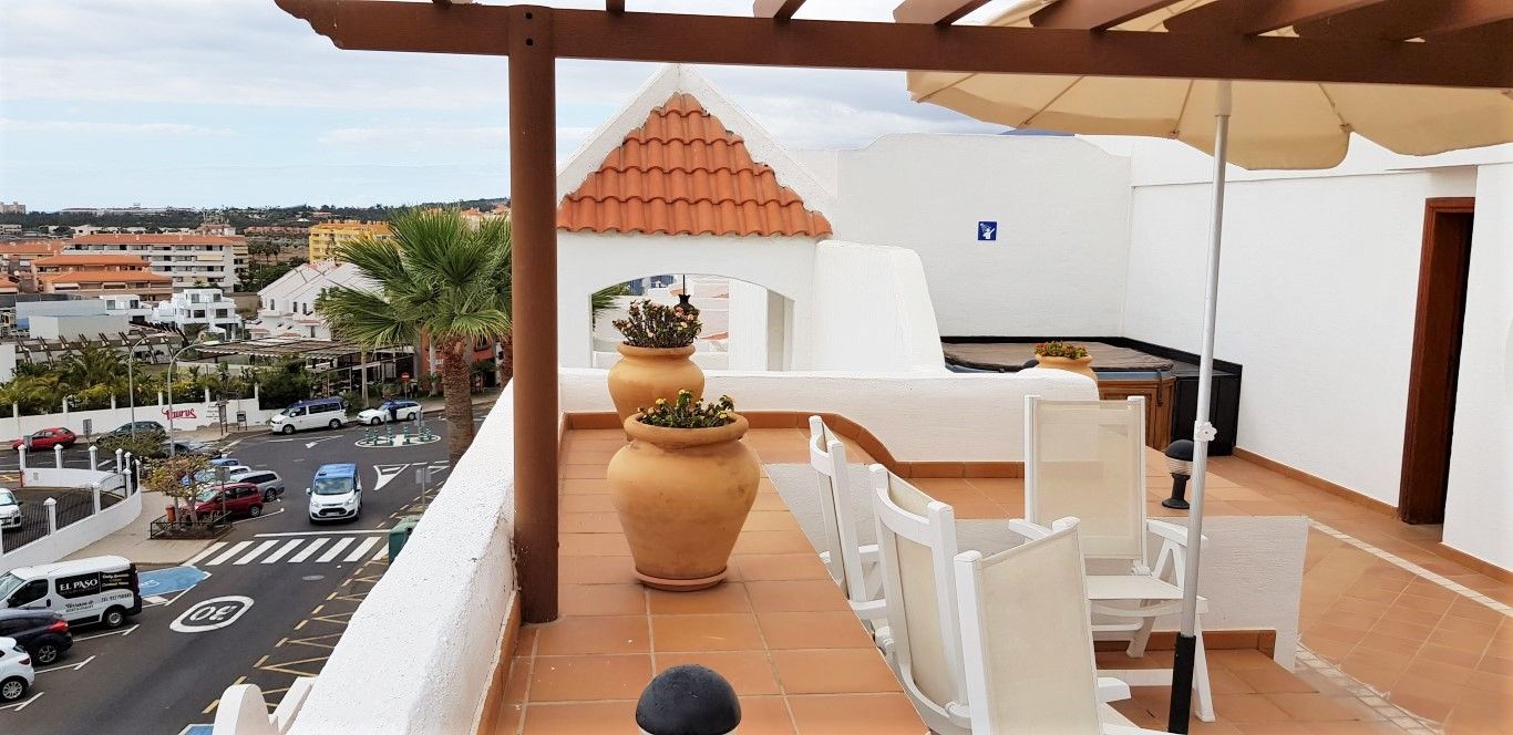 Ático 1 Dorm con Vista Mar - Los Cristianos - Tenerife: Compra y venta de inmuebles de Tenerife Investment Properties Ático 1 Dorm con Vista Mar - Los Cristianos - Tenerife: Compra y venta de inmuebles de Tenerife Investment Properties