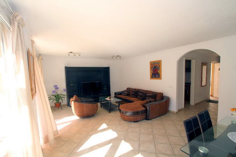 Venta Villa de Lujo en Rincón Los Cristianos: Compra y venta de inmuebles de Tenerife Investment Properties Venta Villa de Lujo en Rincón Los Cristianos: Compra y venta de inmuebles de Tenerife Investment Properties