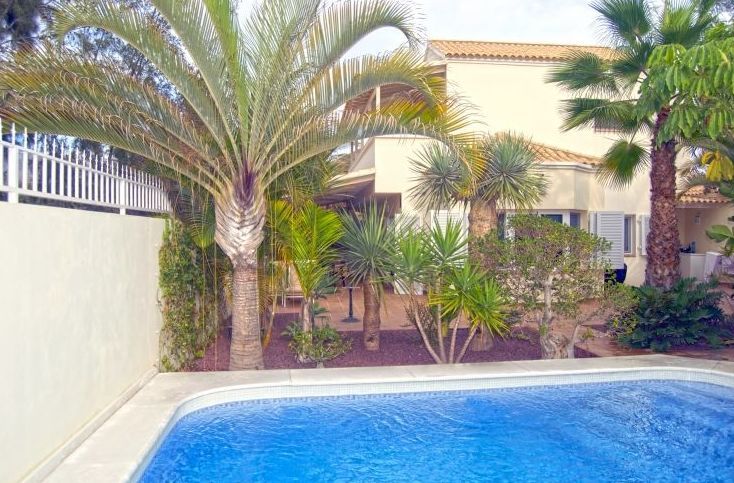 Gran oportunidad - Villa de esquina: Compra y venta de inmuebles de Tenerife Investment Properties Gran oportunidad - Villa de esquina: Compra y venta de inmuebles de Tenerife Investment Properties