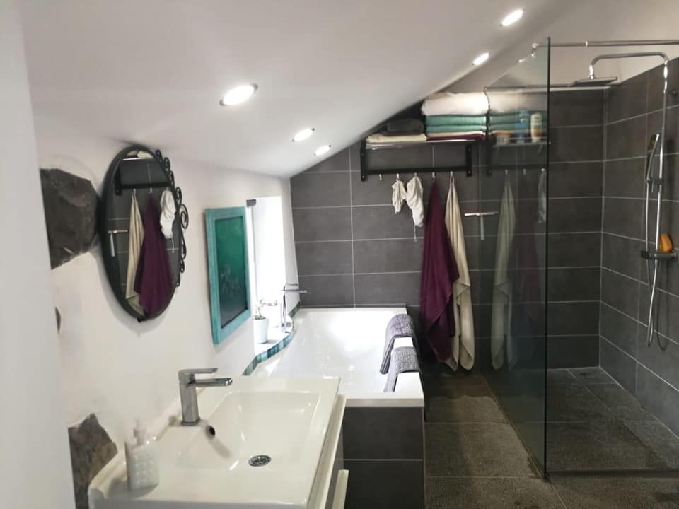 Venta de Casa de 3 Dormitorios - Vilaflor: Compra y venta de inmuebles de Tenerife Investment Properties Venta de Casa de 3 Dormitorios - Vilaflor: Compra y venta de inmuebles de Tenerife Investment Properties