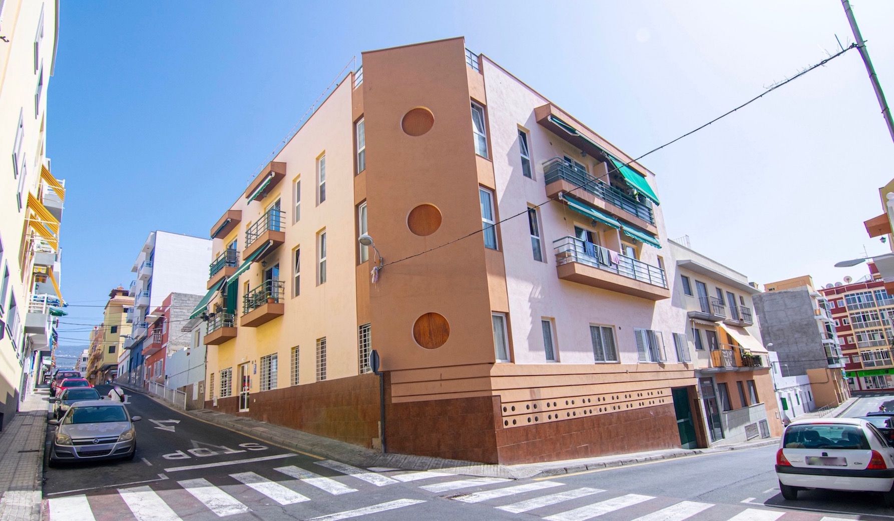 Venta de piso Playa San Juan: Compra y venta de inmuebles de Tenerife Investment Properties Venta de piso Playa San Juan: Compra y venta de inmuebles de Tenerife Investment Properties