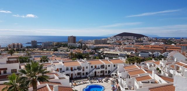 Ático Duplex de 1 Dormitorio - Beverly Hills Suites - Los Cristianos: Compra y venta de inmuebles de Tenerife Investment Properties Ático Duplex de 1 Dormitorio - Beverly Hills Suites - Los Cristianos: Compra y venta de inmuebles de Tenerife Investment Properties