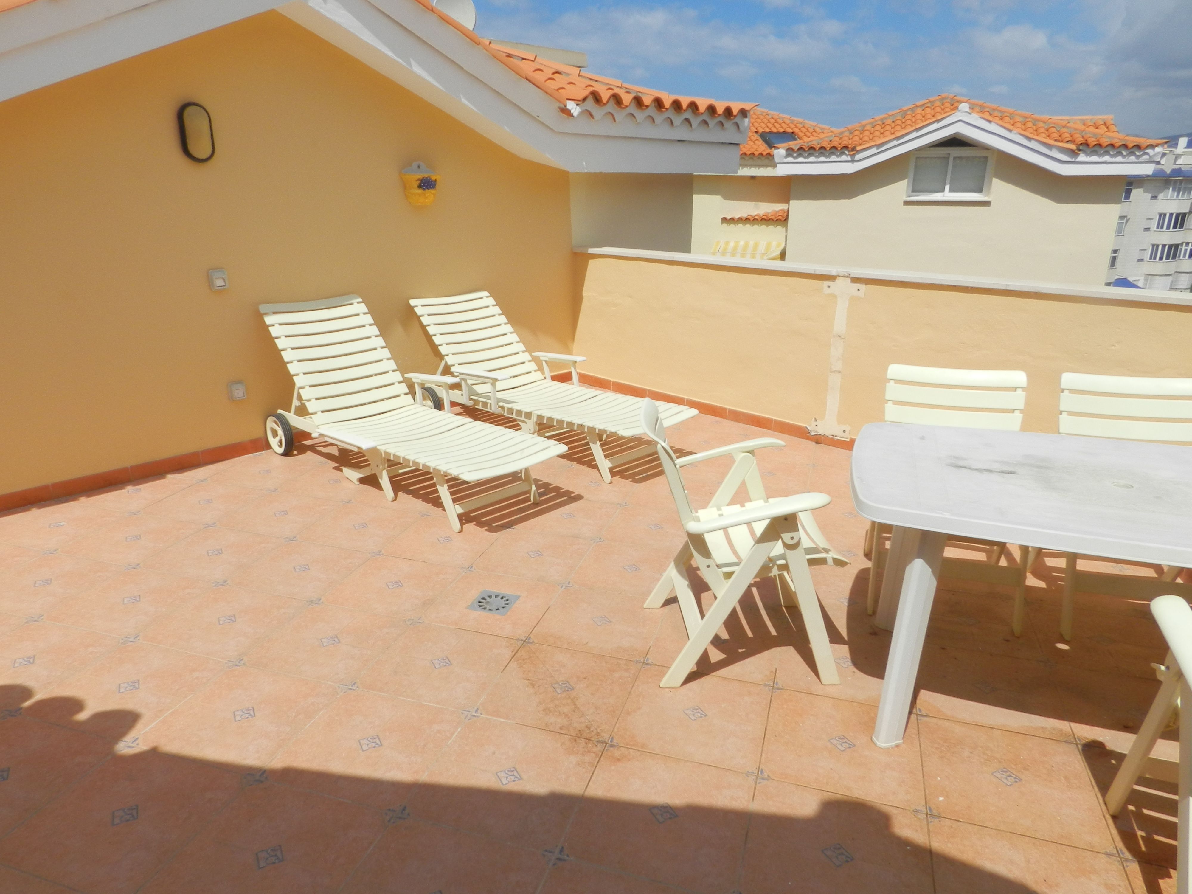 Venta de Atico Parque Tropical Los Cristianos: Compra y venta de inmuebles de Tenerife Investment Properties Venta de Atico Parque Tropical Los Cristianos: Compra y venta de inmuebles de Tenerife Investment Properties
