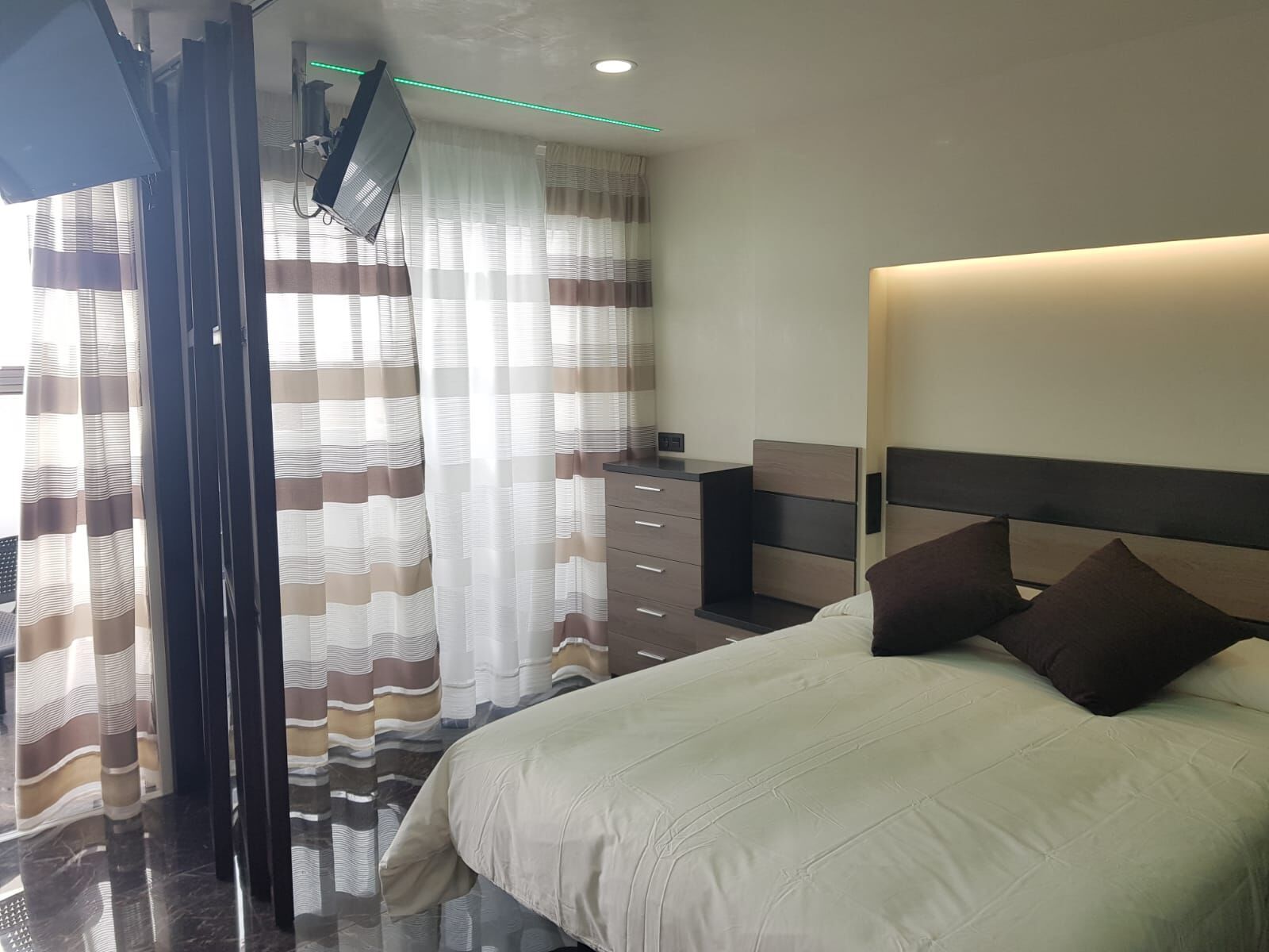 Venta de estudio 1 dormitorio en Arona, Las Américas: Compra y venta de inmuebles de Tenerife Investment Properties Venta de estudio 1 dormitorio en Arona, Las Américas: Compra y venta de inmuebles de Tenerife Investment Properties