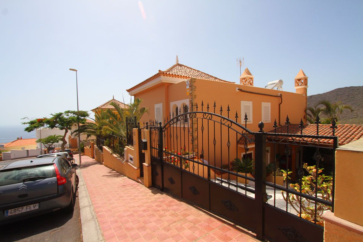 Venta de hermosa Villa en Roque del Conde: Compra y venta de inmuebles de Tenerife Investment Properties Venta de hermosa Villa en Roque del Conde: Compra y venta de inmuebles de Tenerife Investment Properties