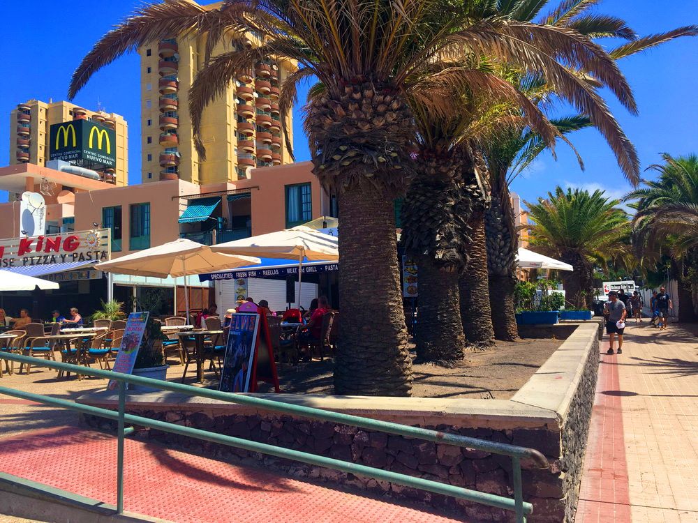 Venta de Apartamento 2 dormitorios 1ª Linea de Playa en Torres del Sol: Compra y venta de inmuebles de Tenerife Investment Properties Venta de Apartamento 2 dormitorios 1ª Linea de Playa en Torres del Sol: Compra y venta de inmuebles de Tenerife Investment Properties